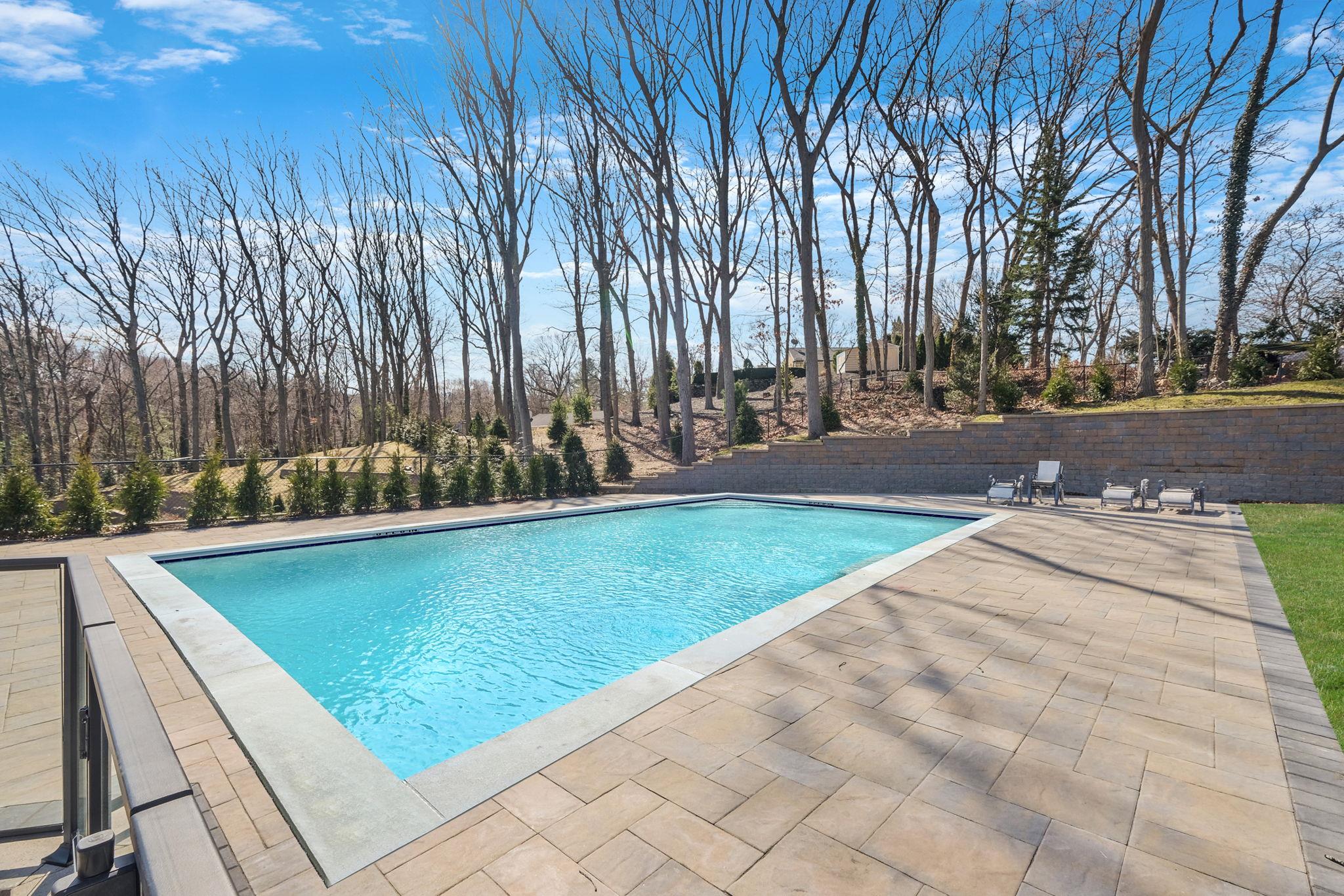 #10 photo, 150 Sugar Toms Lane, East Norwich , NY 11732