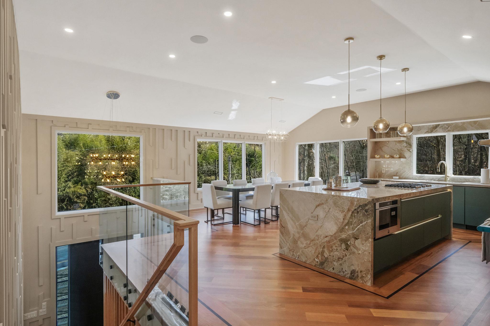 #18 photo, 150 Sugar Toms Lane, East Norwich , NY 11732