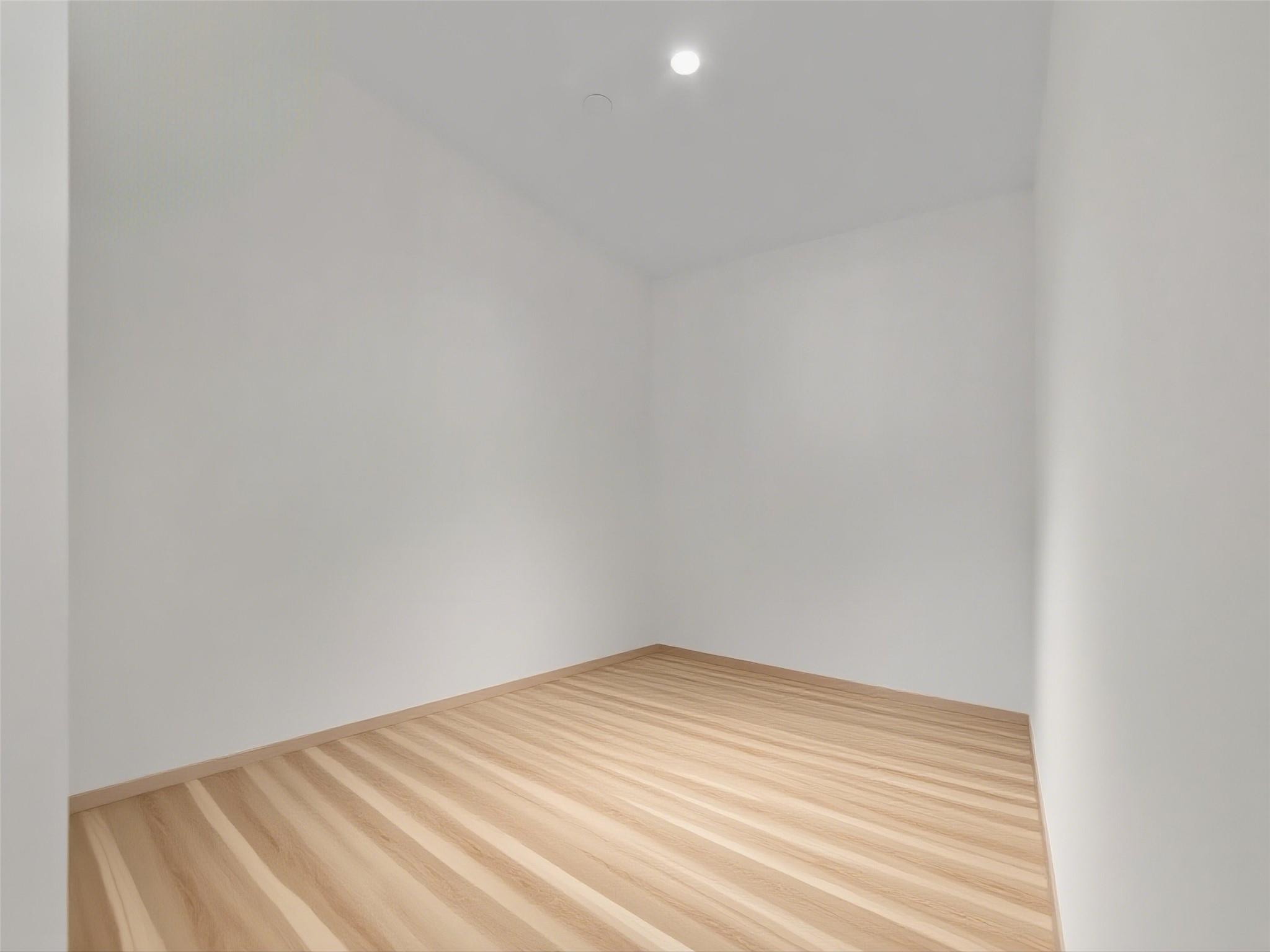 #14 photo, 133-36 37th Avenue, Flushing , NY 11354