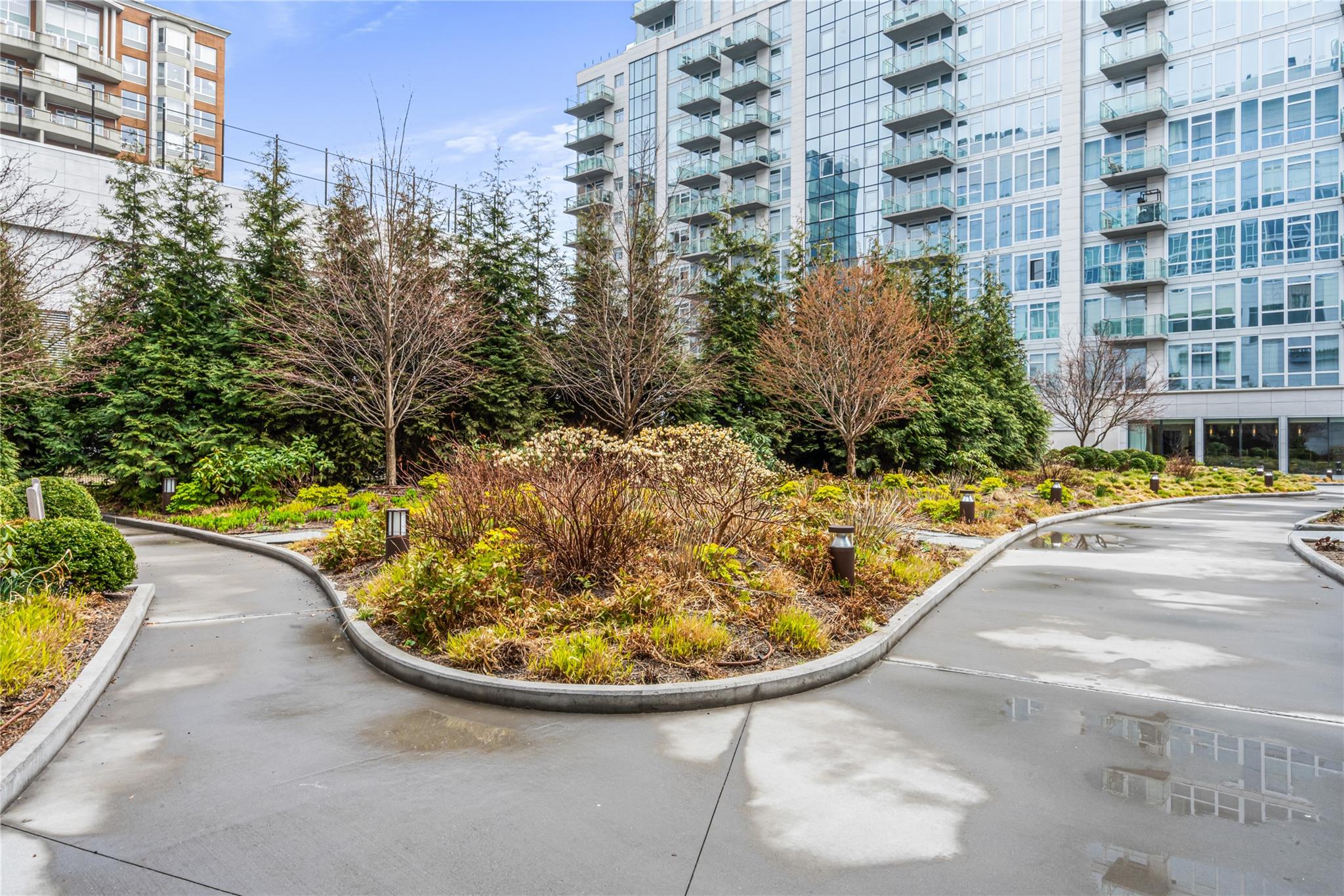 #18 photo, 133-36 37th Avenue, Flushing , NY 11354