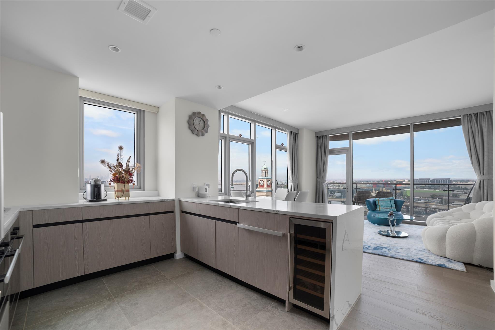 #6 photo, 133-36 37th Avenue, Flushing , NY 11354