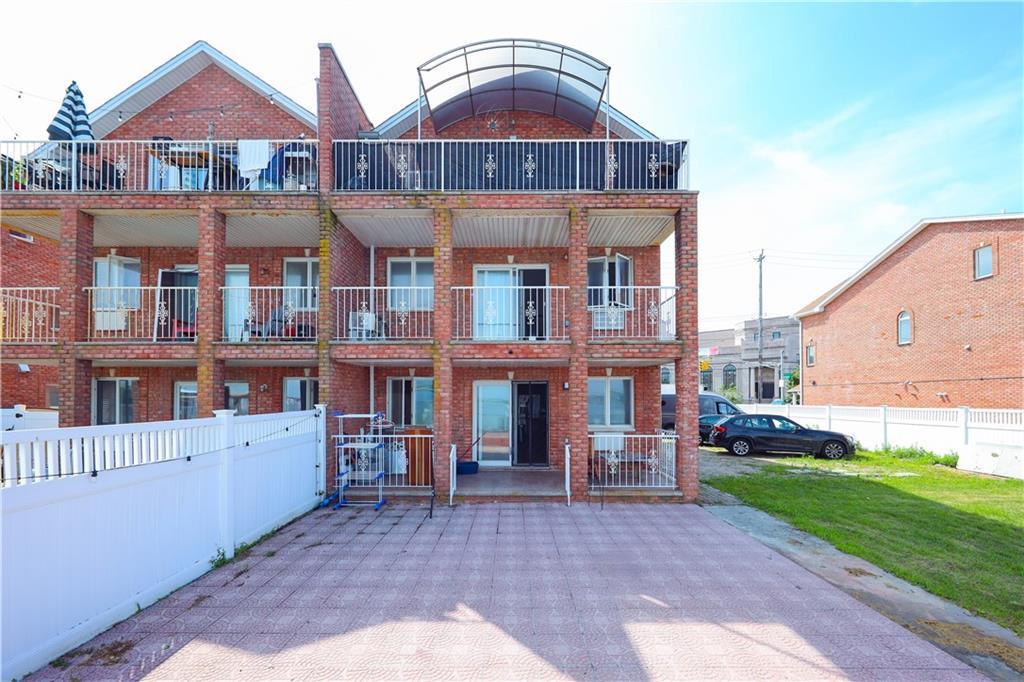 #2 photo, 8918 Beach Channel Drive, クイーンズ区 Rockaway Park , NY 11693