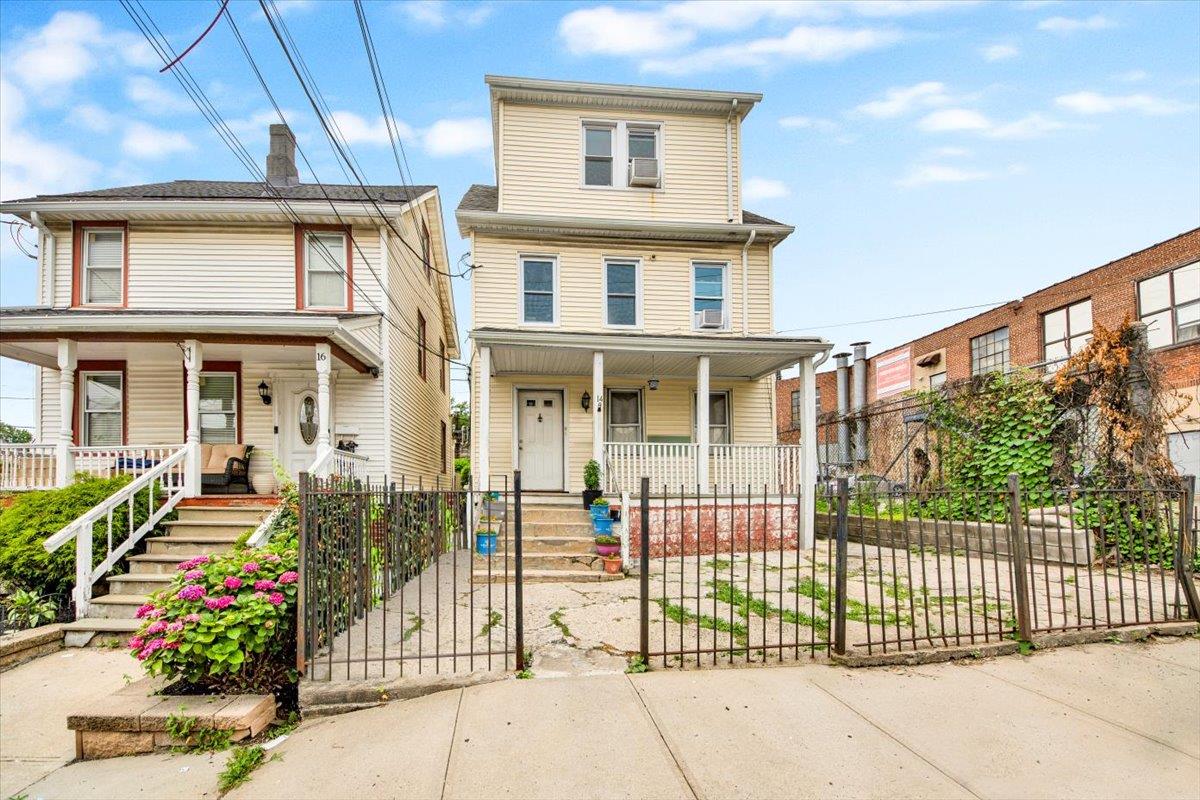 #1 photo, 14 Bartels Place, 紐約州 New Rochelle , NY 10801