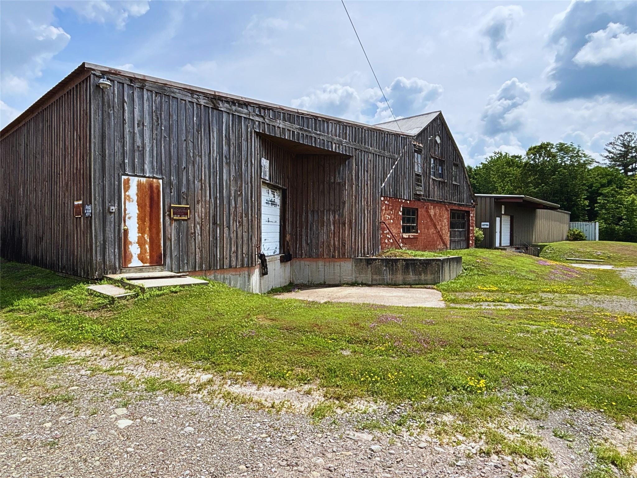 #11 photo, 15 W End Avenue, Stamford , NY 12167