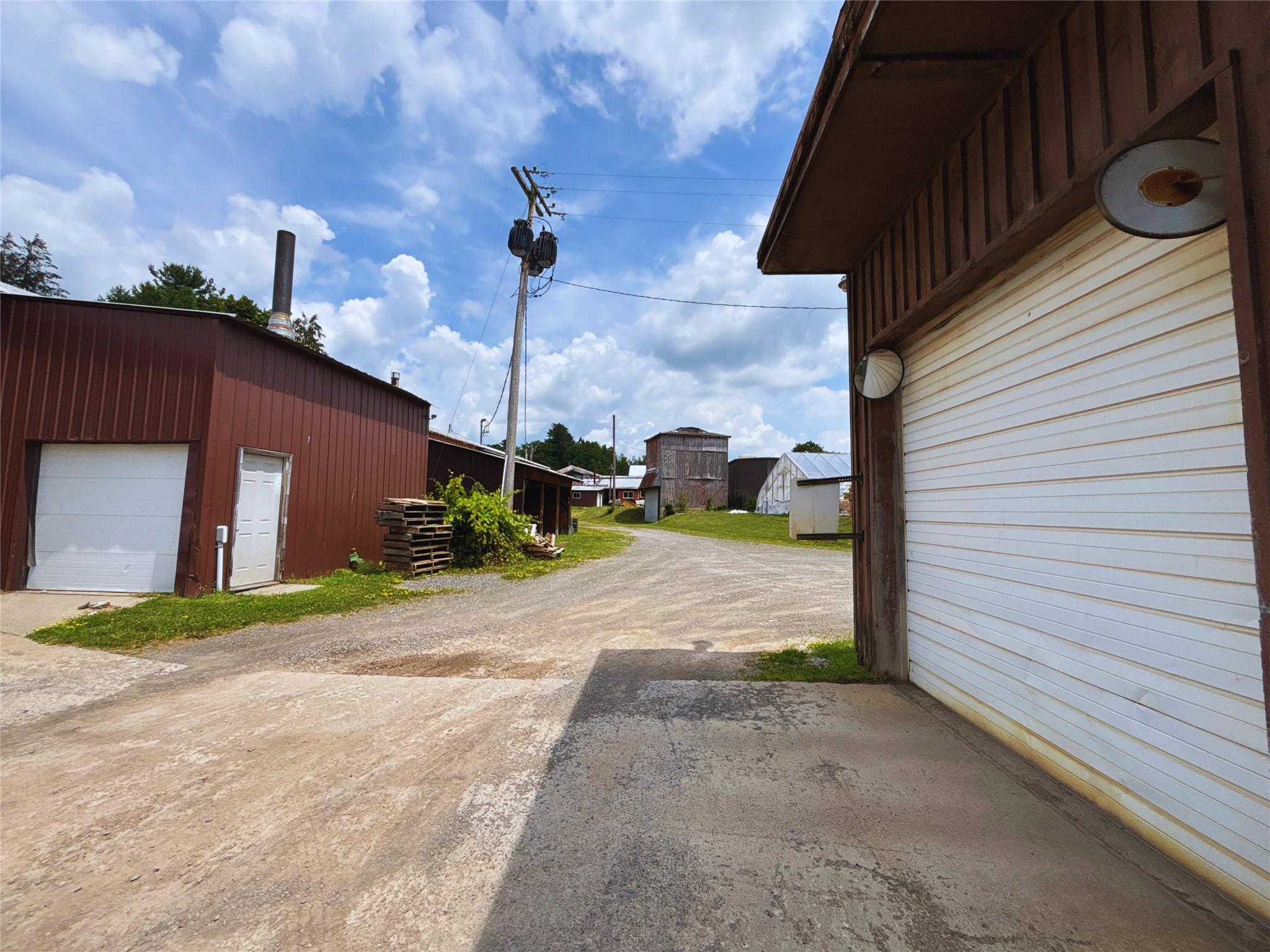 #15 photo, 15 W End Avenue, Stamford , NY 12167