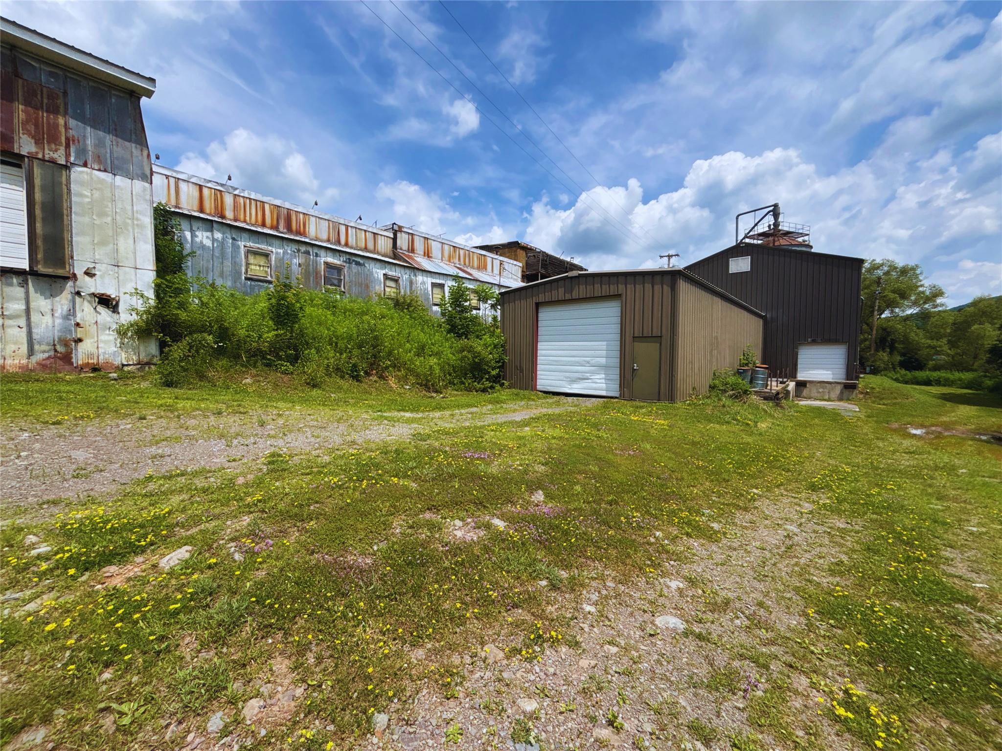 #19 photo, 15 W End Avenue, Stamford , NY 12167