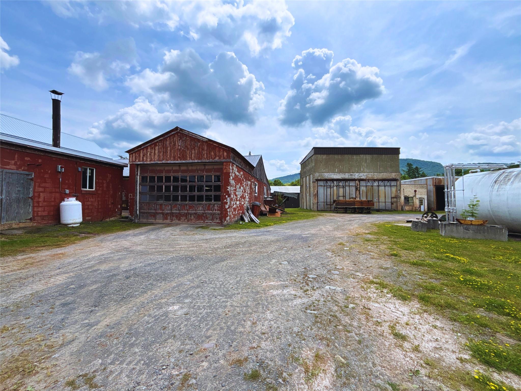 #20 photo, 15 W End Avenue, Stamford , NY 12167