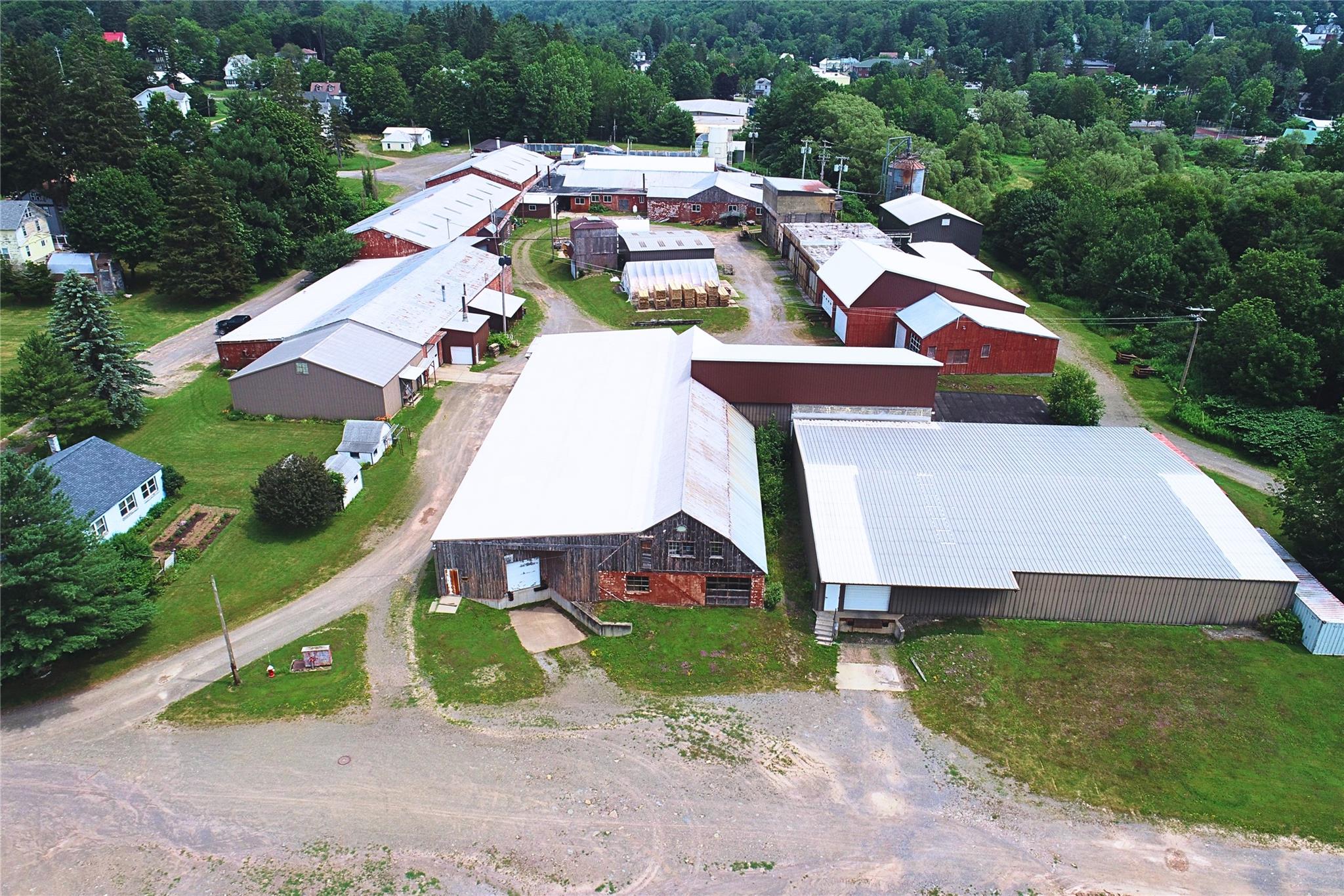 #4 photo, 15 W End Avenue, Stamford , NY 12167