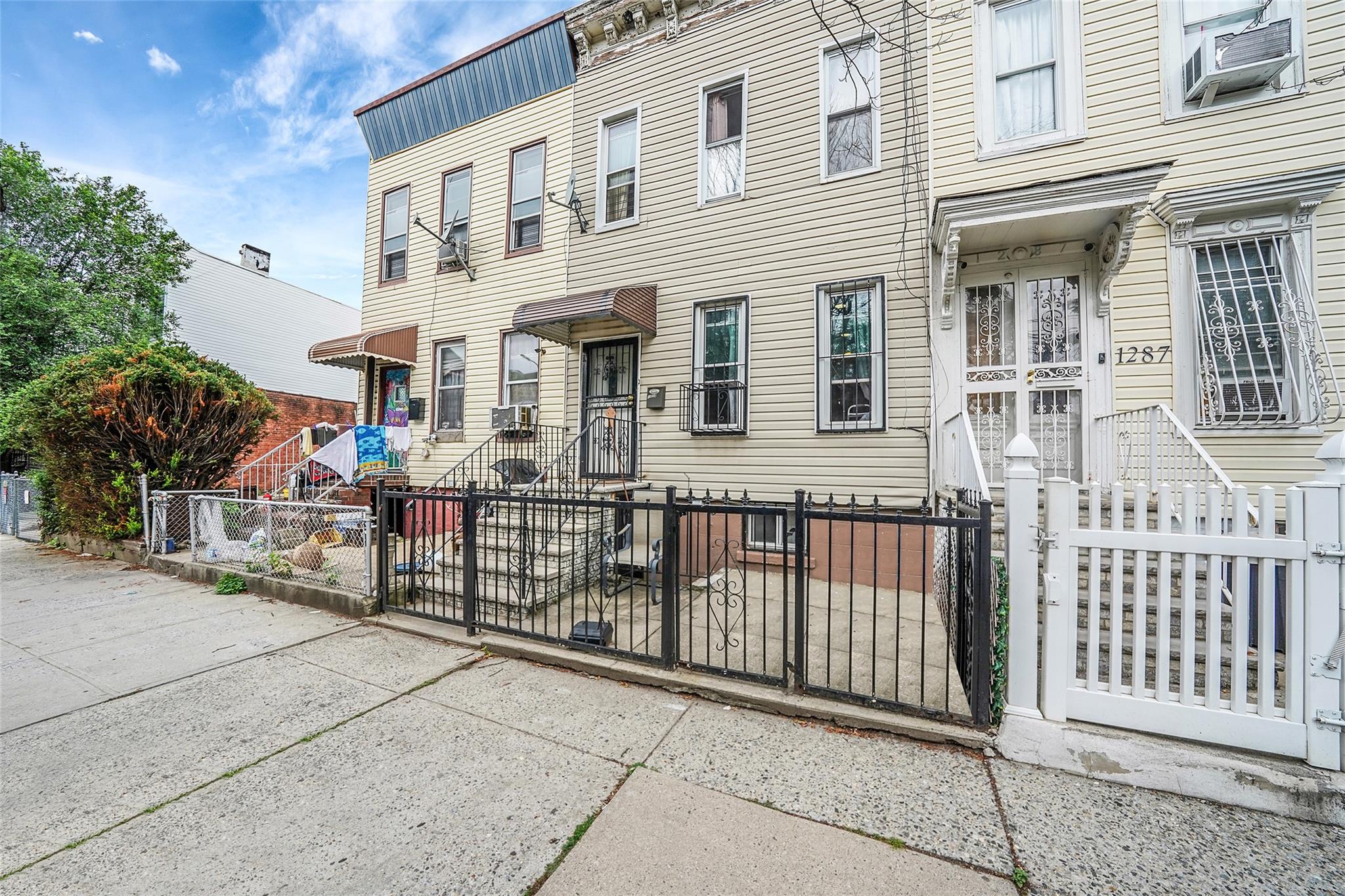 #1 photo, 1285A Saint Marks Avenue, 布鲁克林 Brooklyn , NY 11213