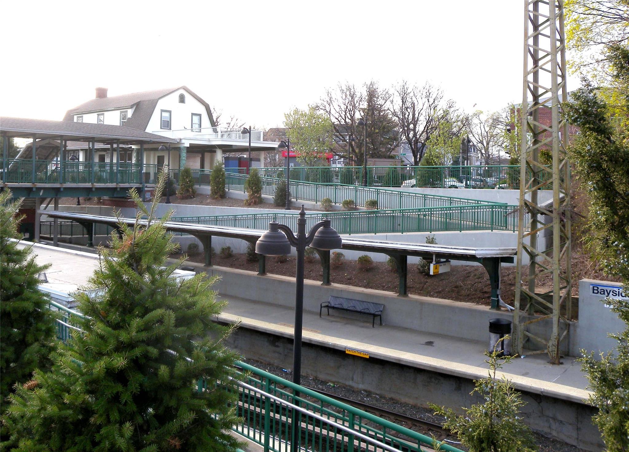 #15 photo, 210-50 41st Avenue, Bayside , NY 11361