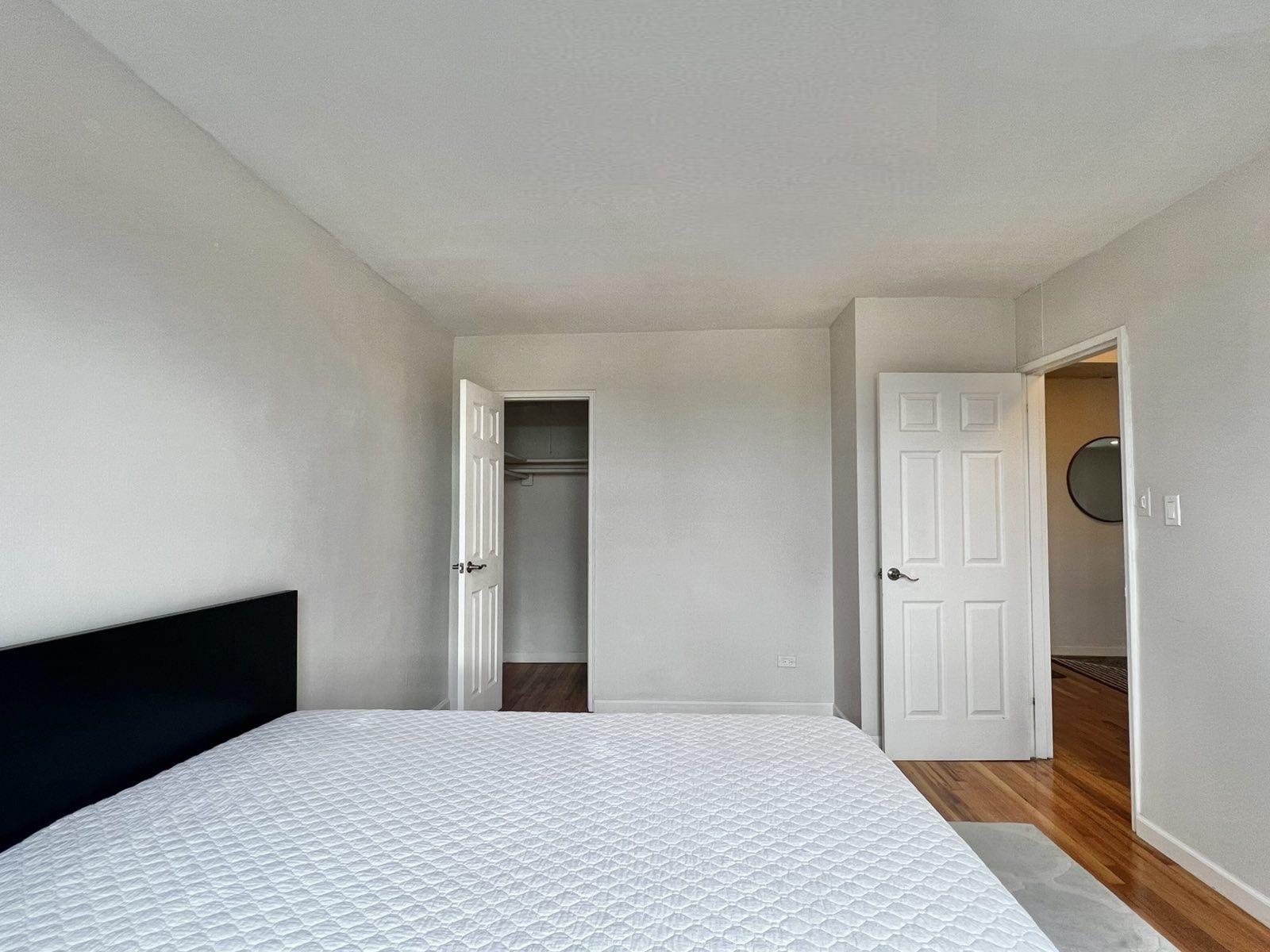 #9 photo, 210-50 41st Avenue, Bayside , NY 11361