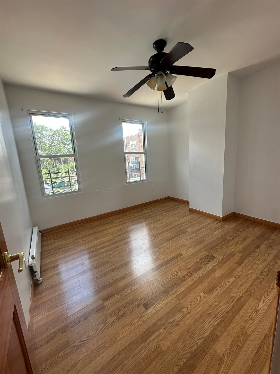 #5 photo, 58-31 71st Street, Flushing , NY 11378