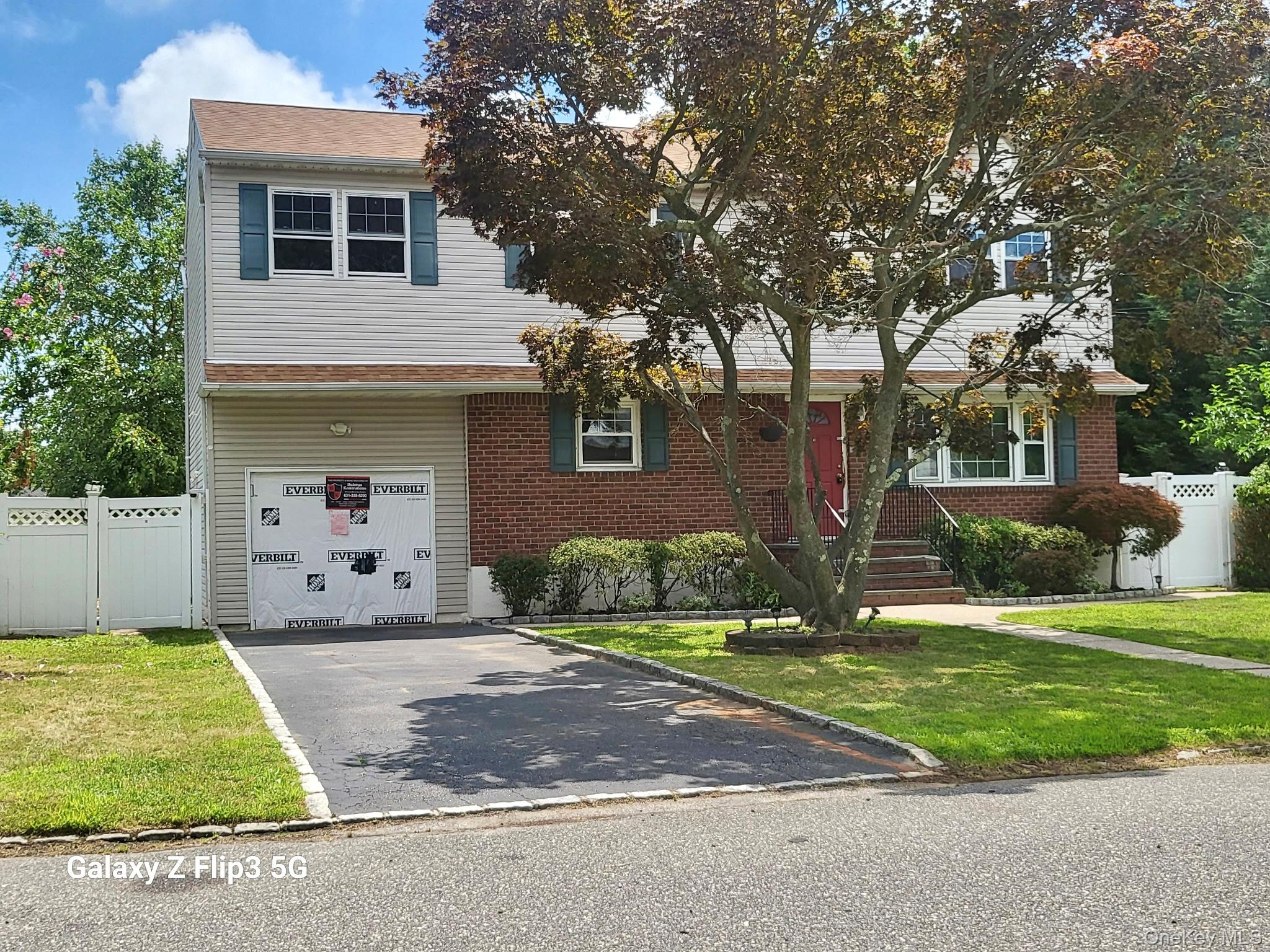 #1 photo, 22 2nd Street, Ronkonkoma , NY 11779