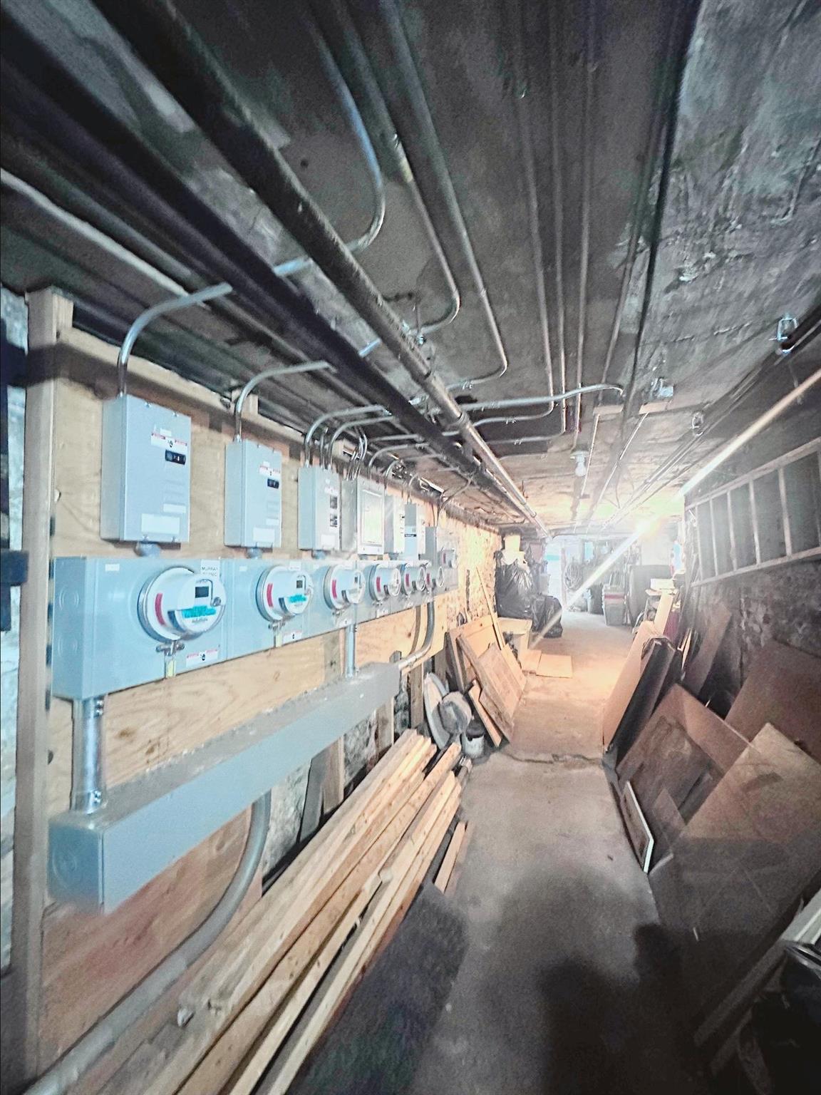 #12 photo, 1243 Willoughby Avenue, ブルックリン区 Brooklyn , NY 11237