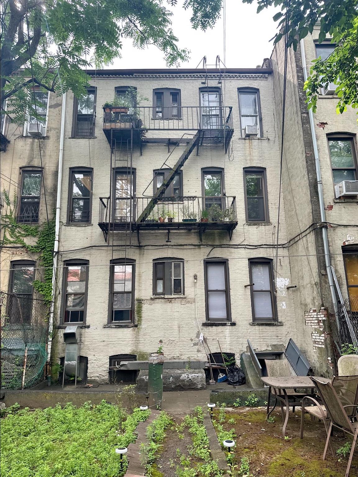 #16 photo, 1243 Willoughby Avenue, ブルックリン区 Brooklyn , NY 11237