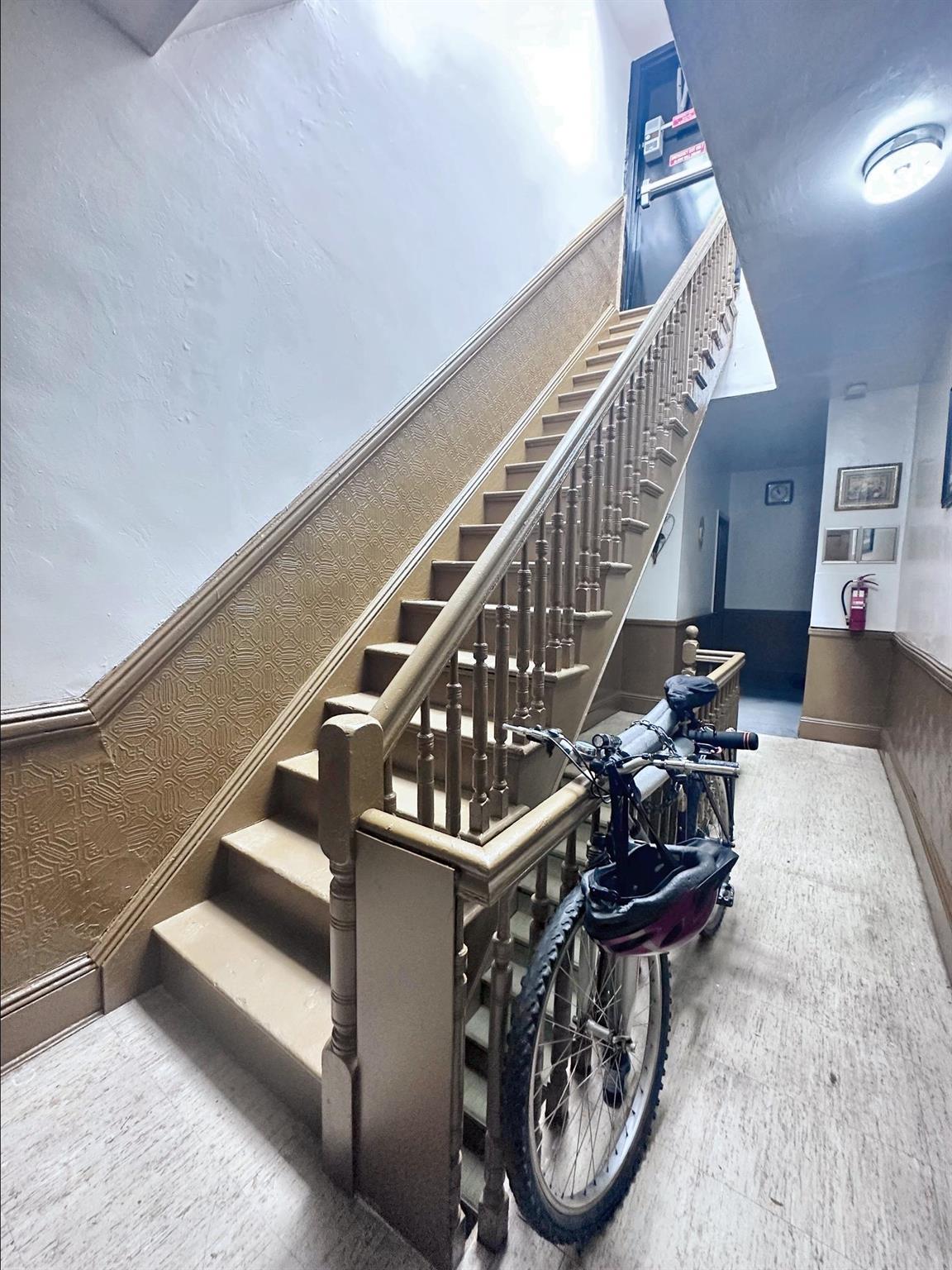 #7 photo, 1243 Willoughby Avenue, ブルックリン区 Brooklyn , NY 11237