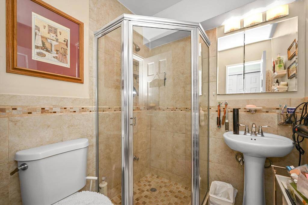 #6 photo, 211-40 18th Ave, #4A, クイーンズ区 Bayside , NY 11360