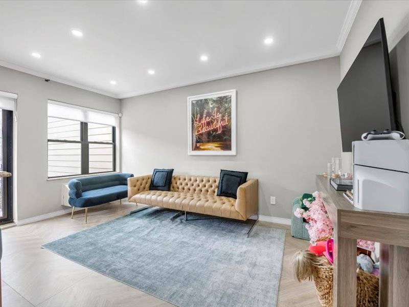 #1 photo, 134 West End Ave, #3B, 布鲁克林 Manhattan Beach , NY 11235