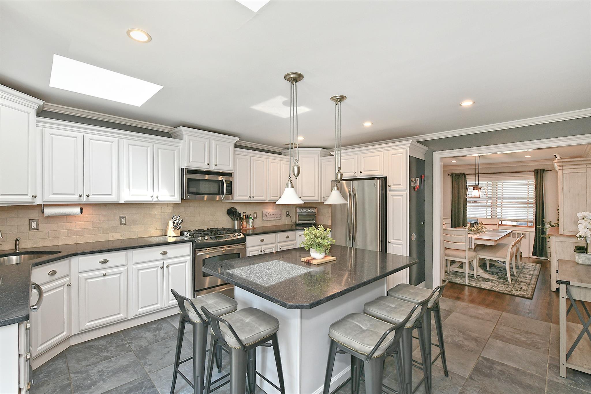 #17 photo, 84 Franklin Avenue, East Northport , NY 11731