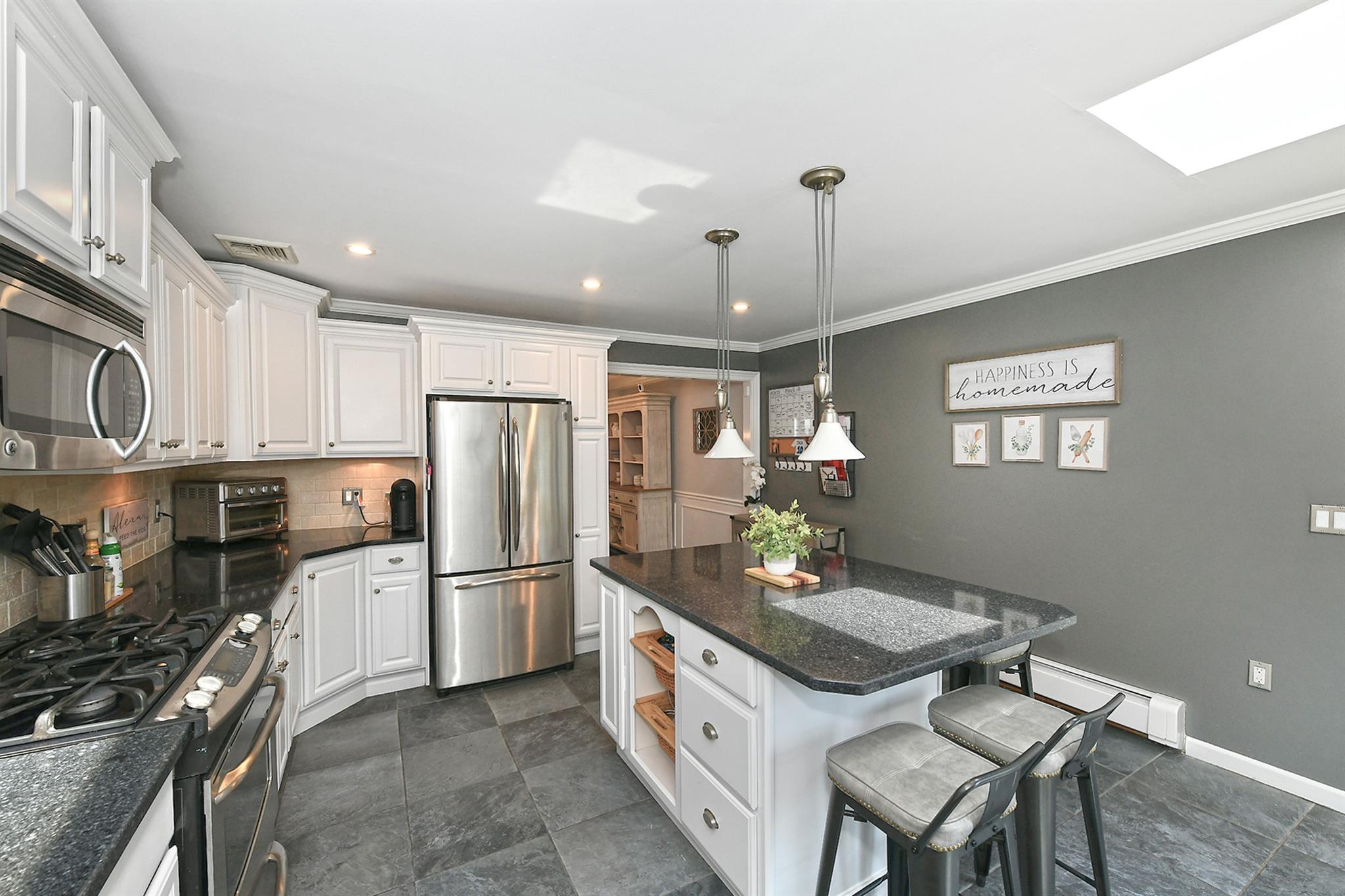 #18 photo, 84 Franklin Avenue, East Northport , NY 11731