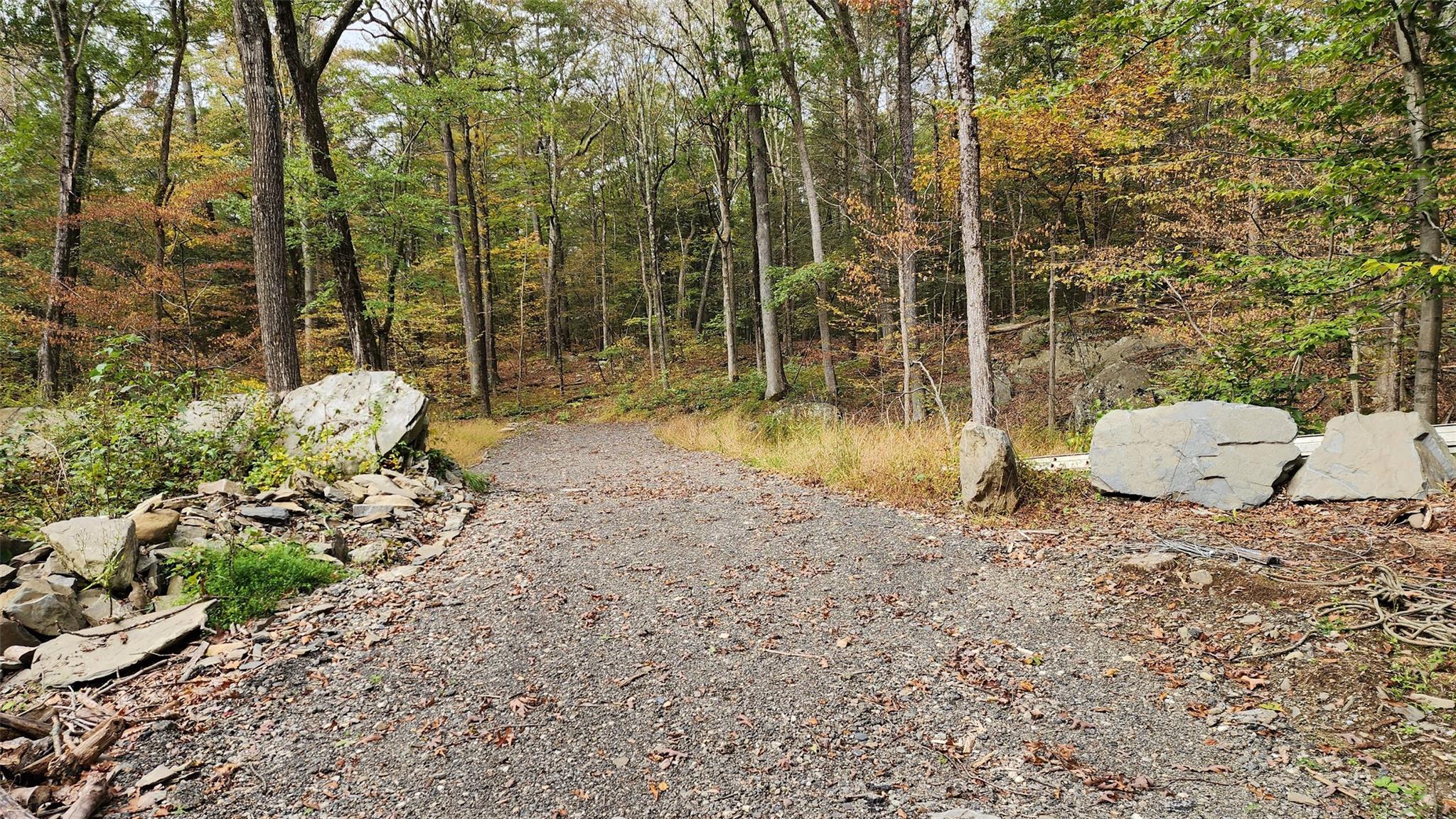 #4 photo, 11 Stoutenburgh Drive, Hyde Park , NY 12538