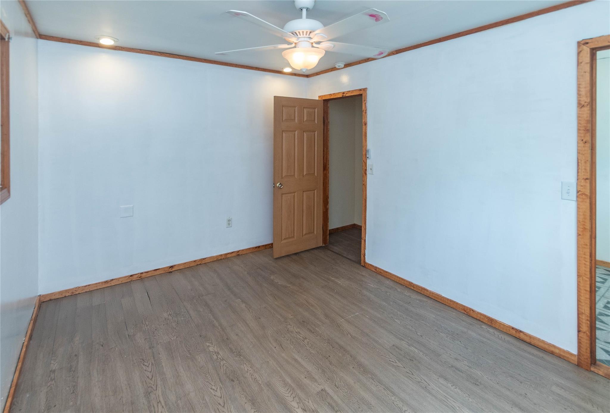 #16 photo, 48 Petit Avenue, Kingston , NY 12401