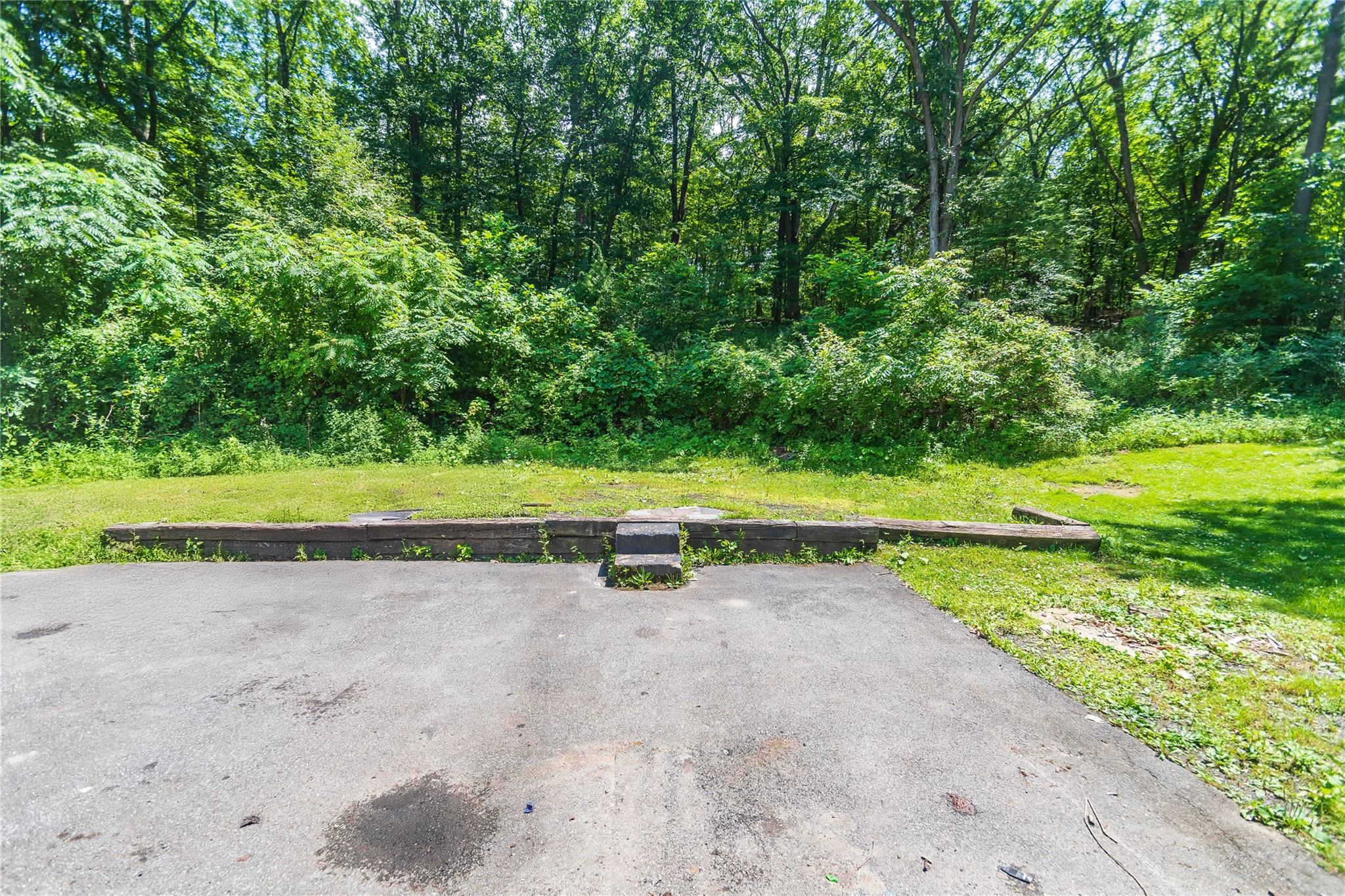 #8 photo, 48 Petit Avenue, Kingston , NY 12401