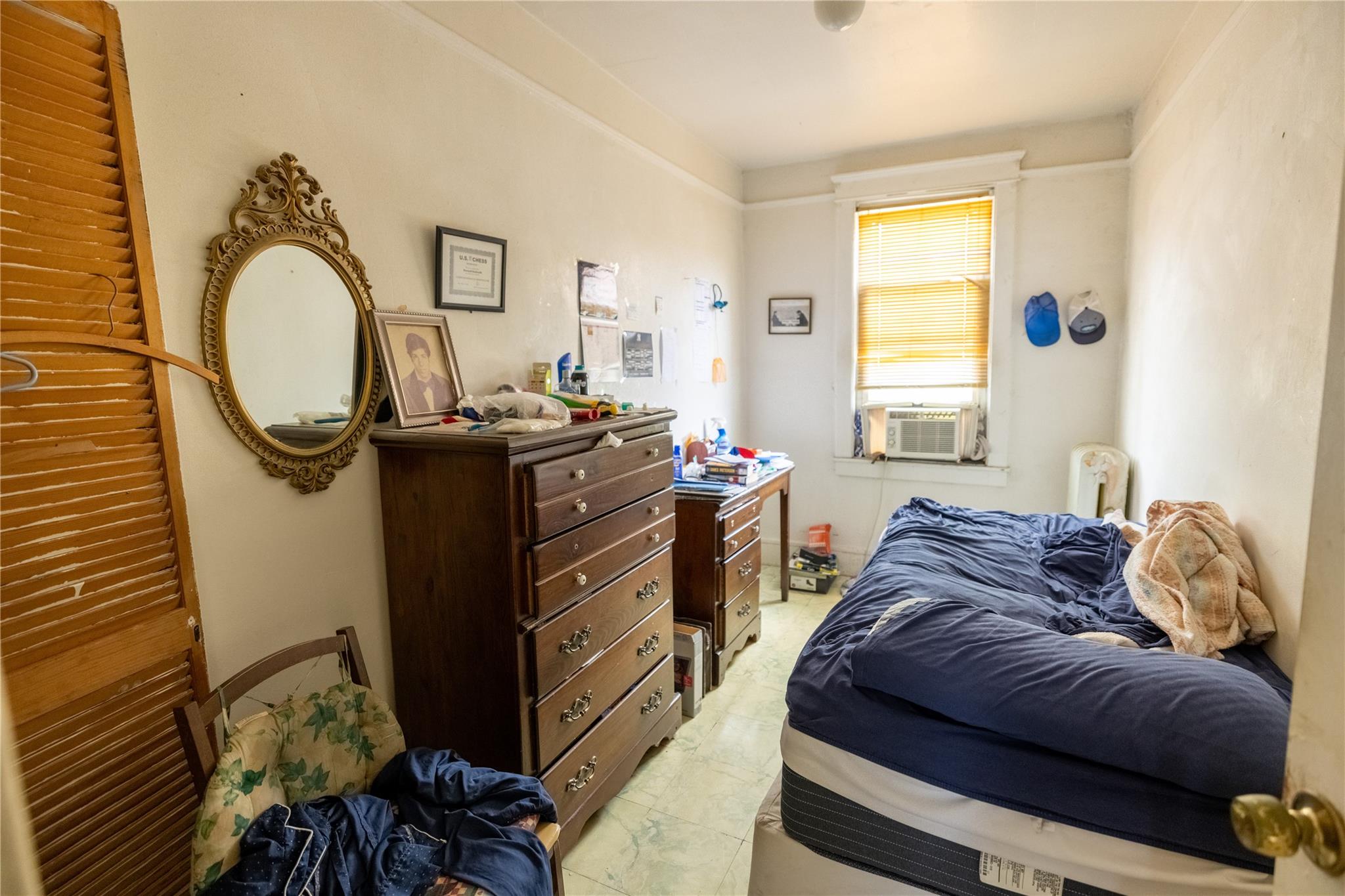 #13 photo, 2941 Middletown Road, Bronx , NY 10461