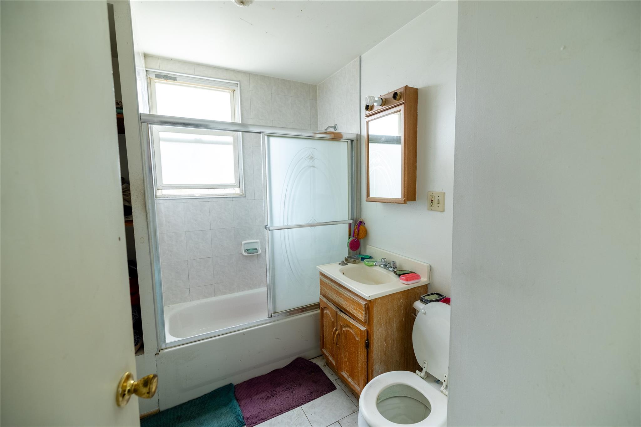 #14 photo, 2941 Middletown Road, Bronx , NY 10461