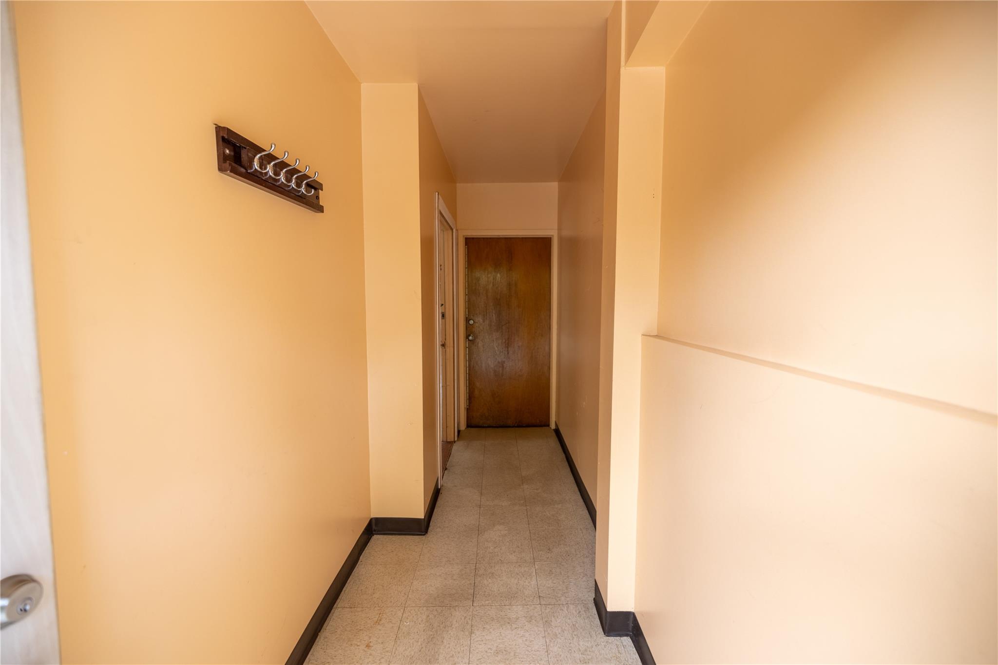 #3 photo, 2941 Middletown Road, Bronx , NY 10461