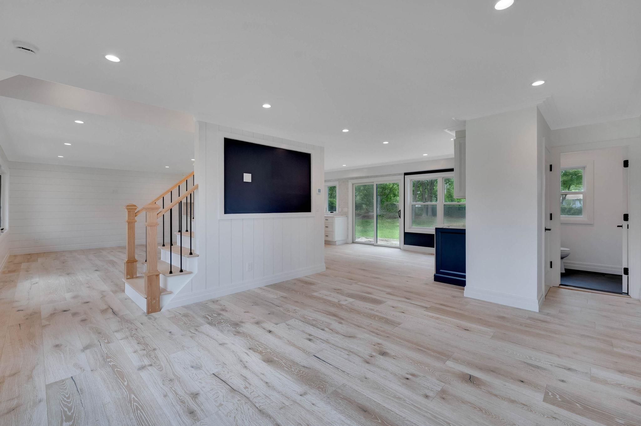 #19 photo, 11 Bayview Avenue, Eastport , NY 11941