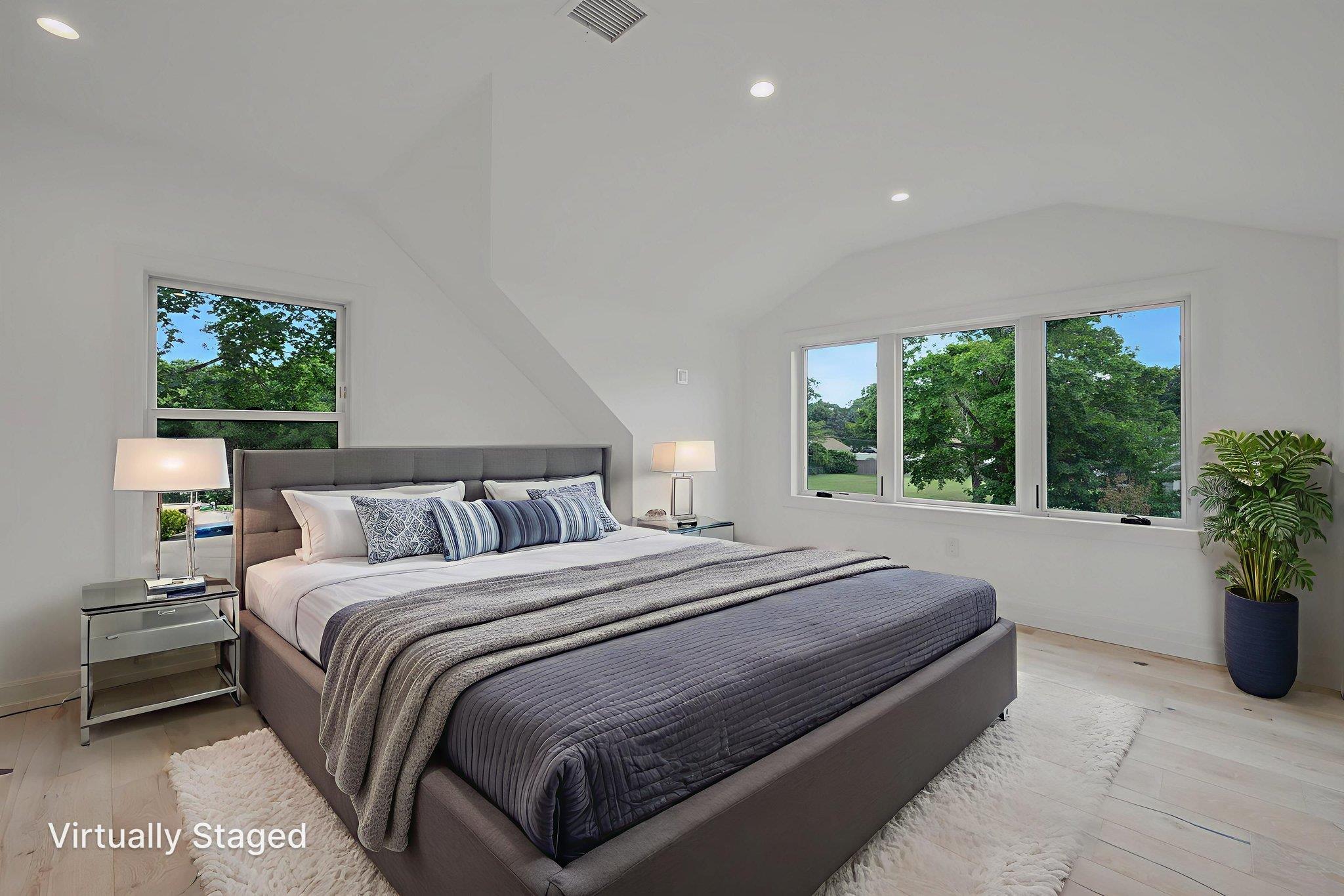 #20 photo, 11 Bayview Avenue, Eastport , NY 11941