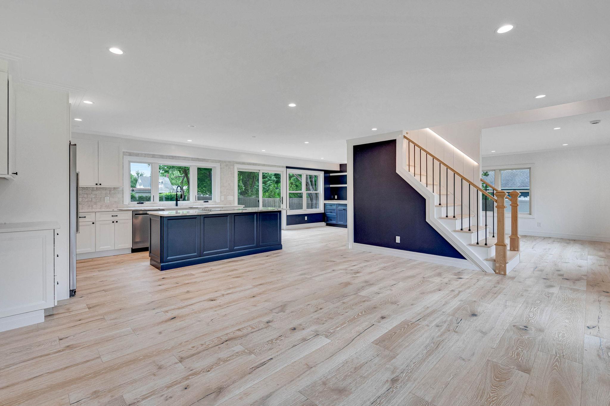 #7 photo, 11 Bayview Avenue, Eastport , NY 11941