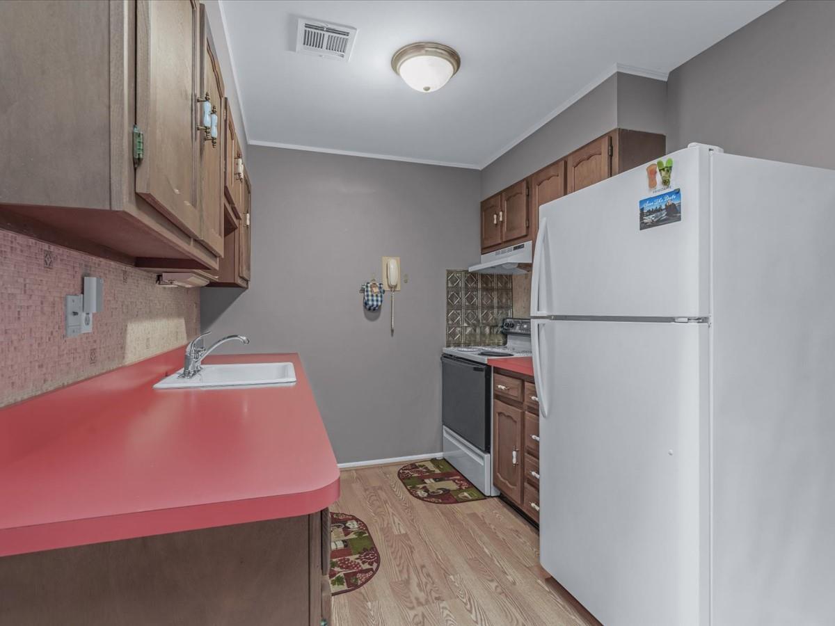 #9 photo, 195 E Newcastle Court, サフォーク郡 Ridge , NY 11961