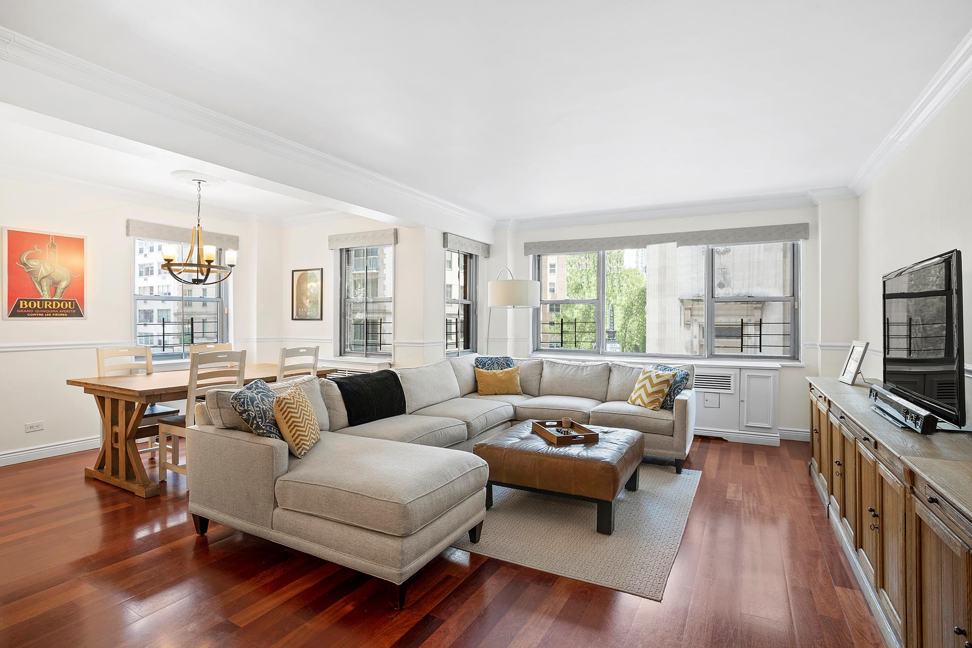 #1 photo, 136 E 76TH Street, 曼哈頓 上东城 Lenox Hill , NY 10021