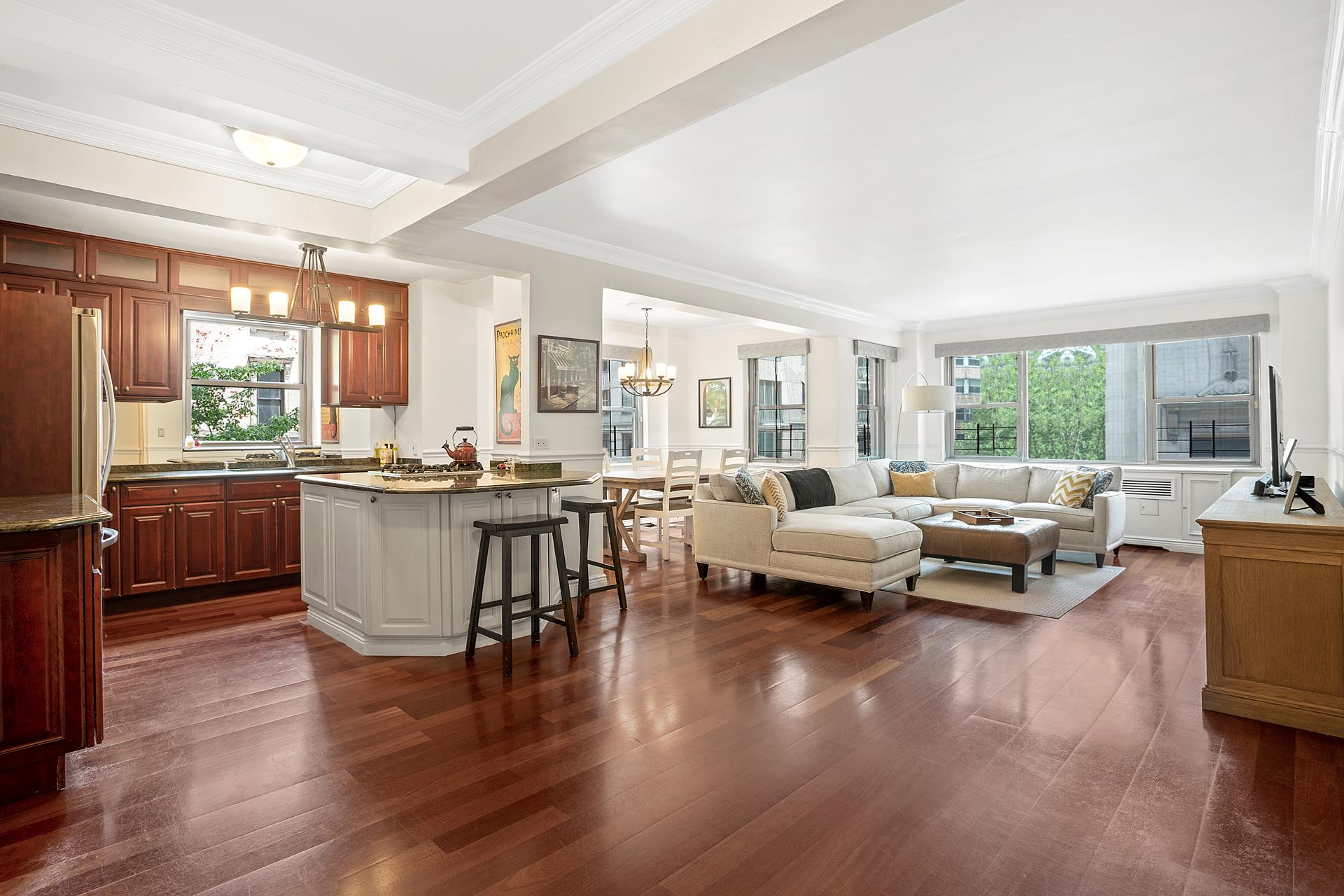 #5 photo, 136 E 76TH Street, マンハッタン Lenox Hill , NY 10021