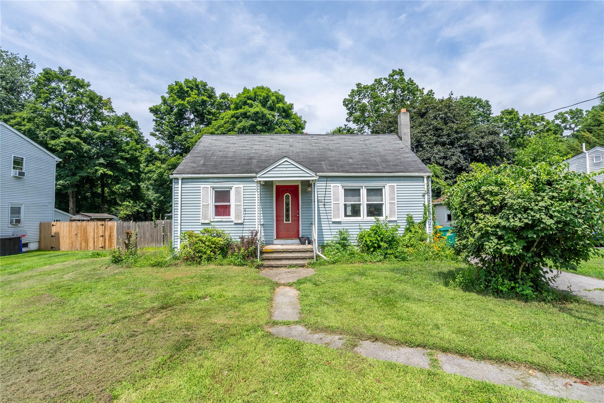 #1 photo, 17 Henmond Boulevard, Poughkeepsie , NY 12603