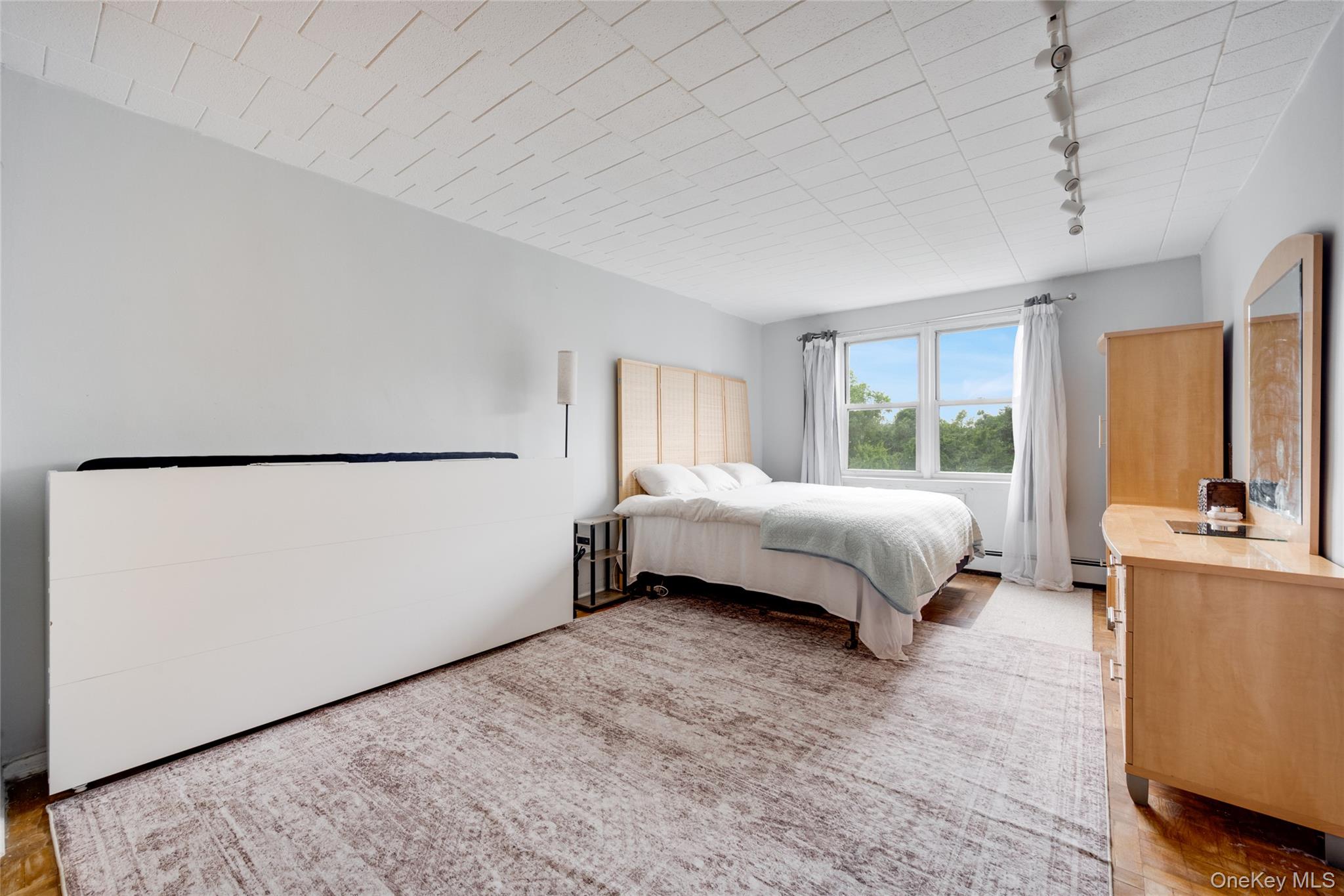 #11 photo, 510 Midland Avenue, Yonkers , NY 10704