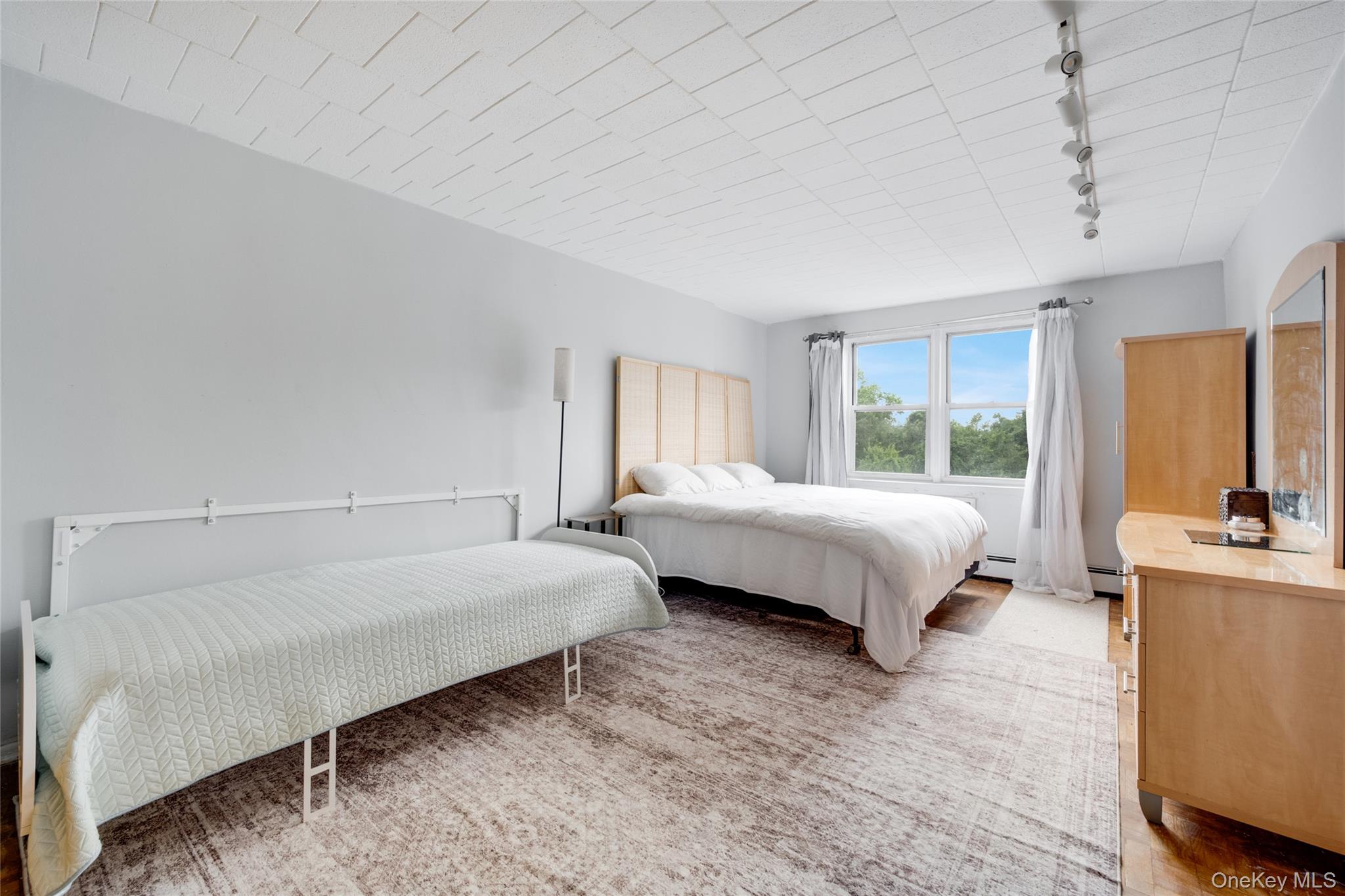 #13 photo, 510 Midland Avenue, Yonkers , NY 10704