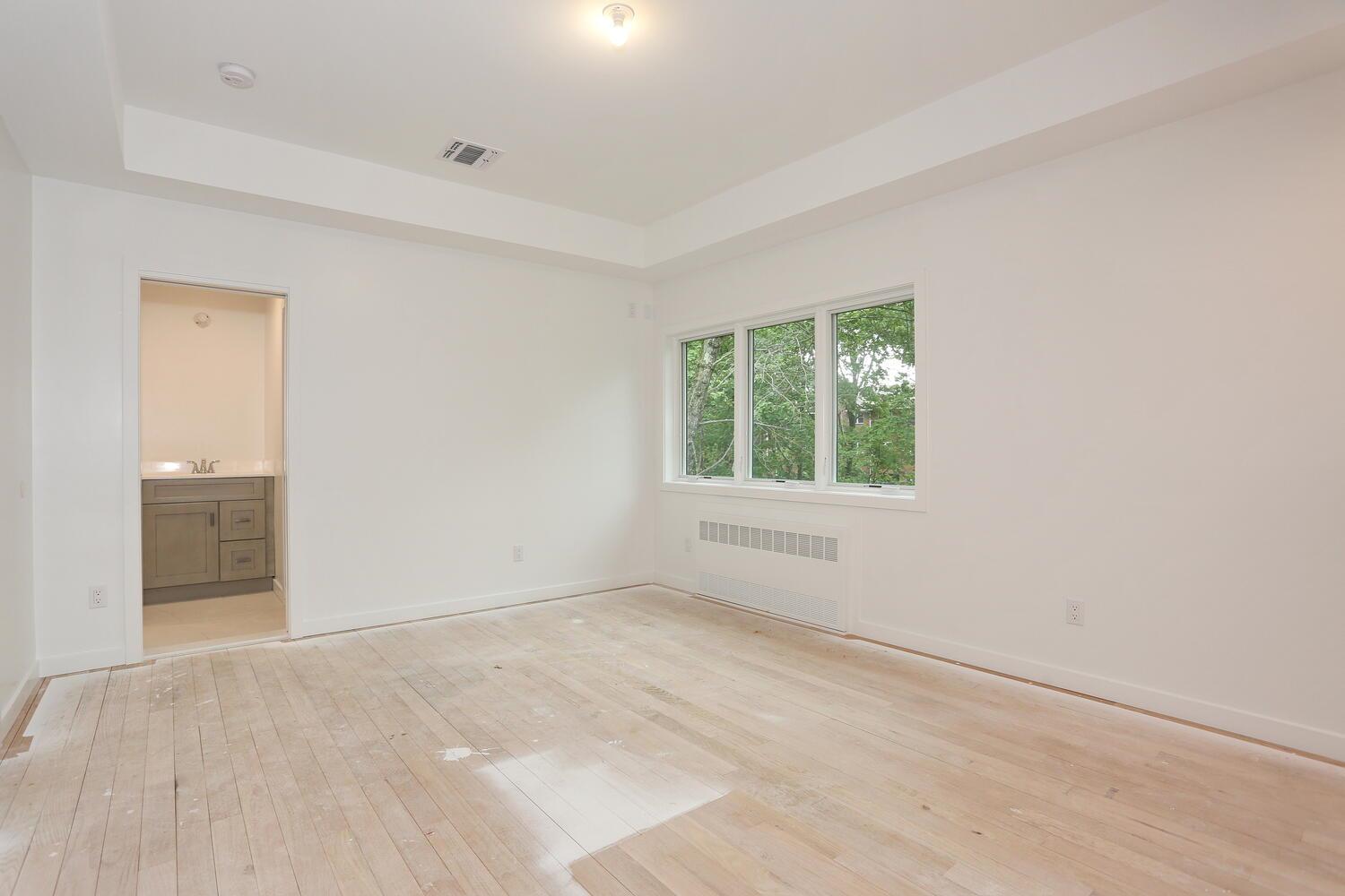 #20 photo, 37 Ewing Avenue, Spring Valley , NY 10977