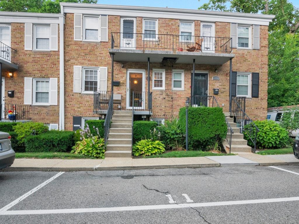 #1 photo, 118 Texas Avenue, 布朗士 Bronxville , NY 10708