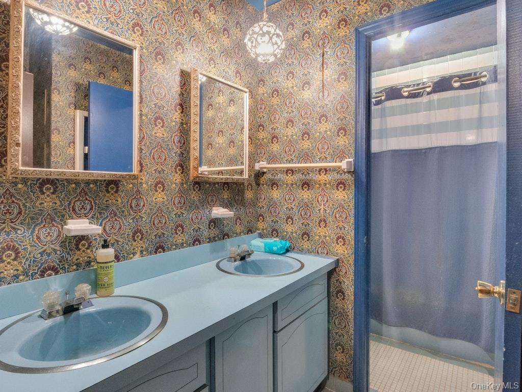 #13 photo, 118 Texas Avenue, Bronxville , NY 10708