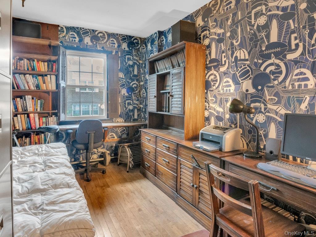 #16 photo, 118 Texas Avenue, Bronxville , NY 10708