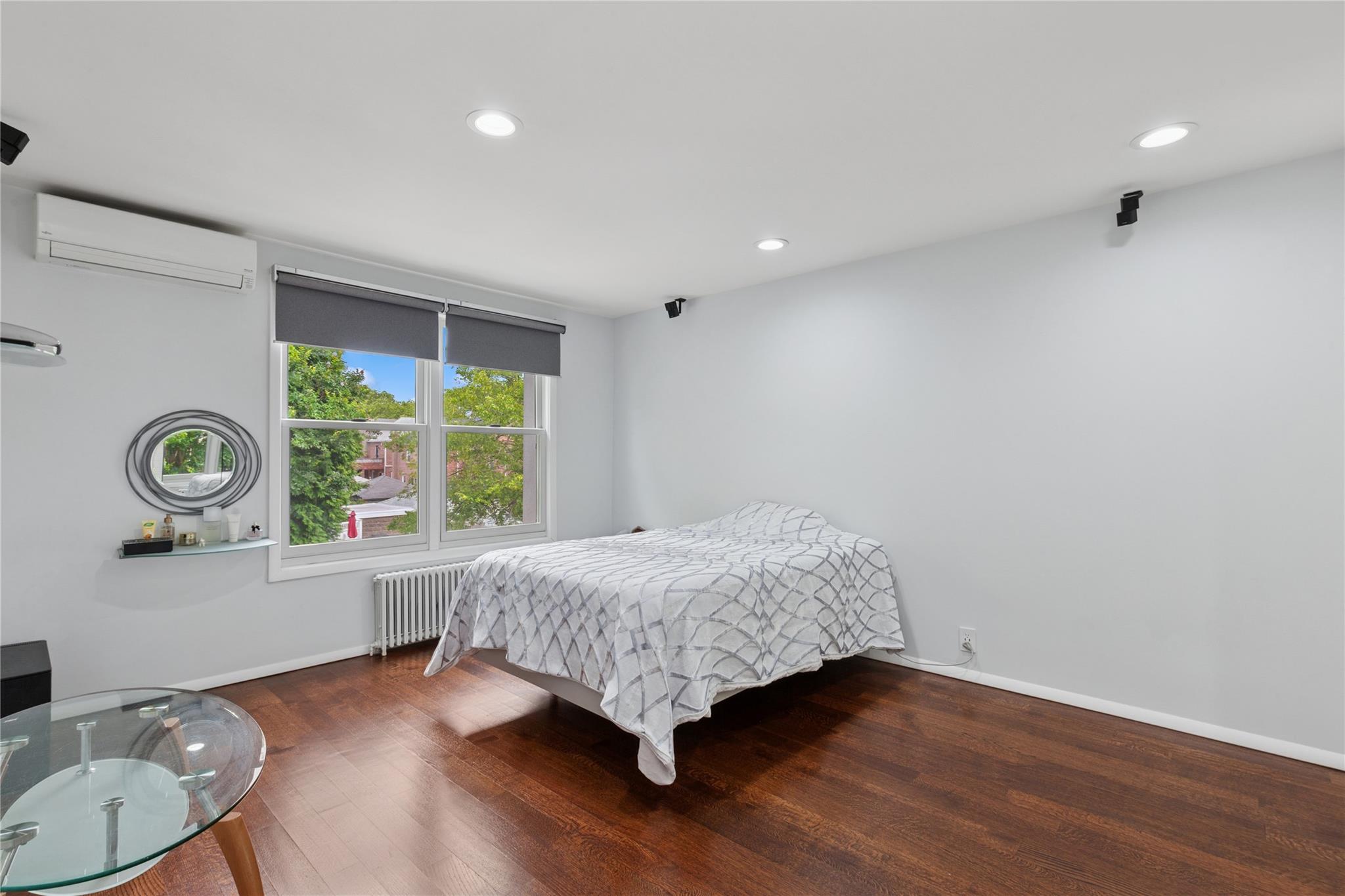 #4 photo, 82-15 Penelope Avenue, クイーンズ区 Middle Village , NY 11379