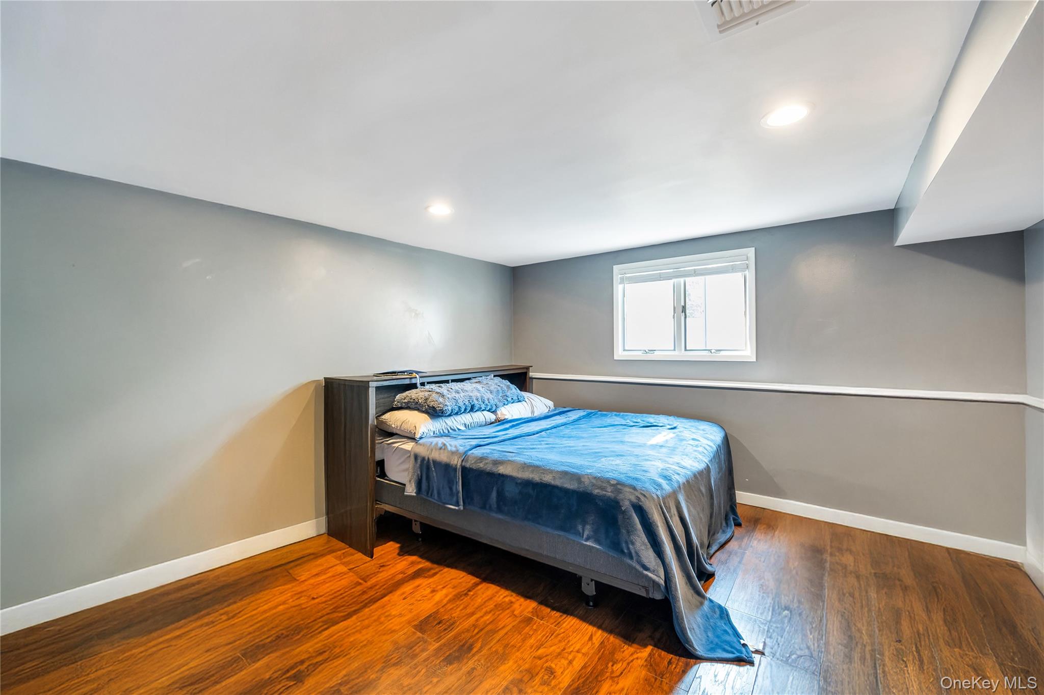 #12 photo, 15 Fairway Drive, ナッソー郡 Old Bethpage , NY 11804