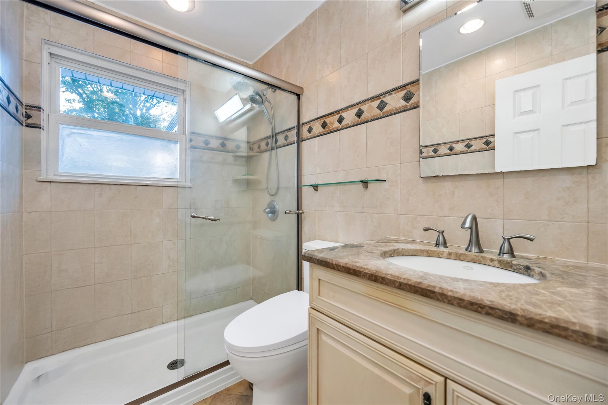 #15 photo, 15 Fairway Drive, ナッソー郡 Old Bethpage , NY 11804