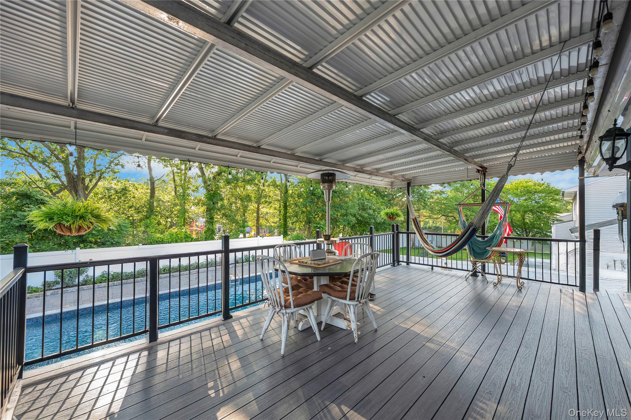 #19 photo, 15 Fairway Drive, ナッソー郡 Old Bethpage , NY 11804