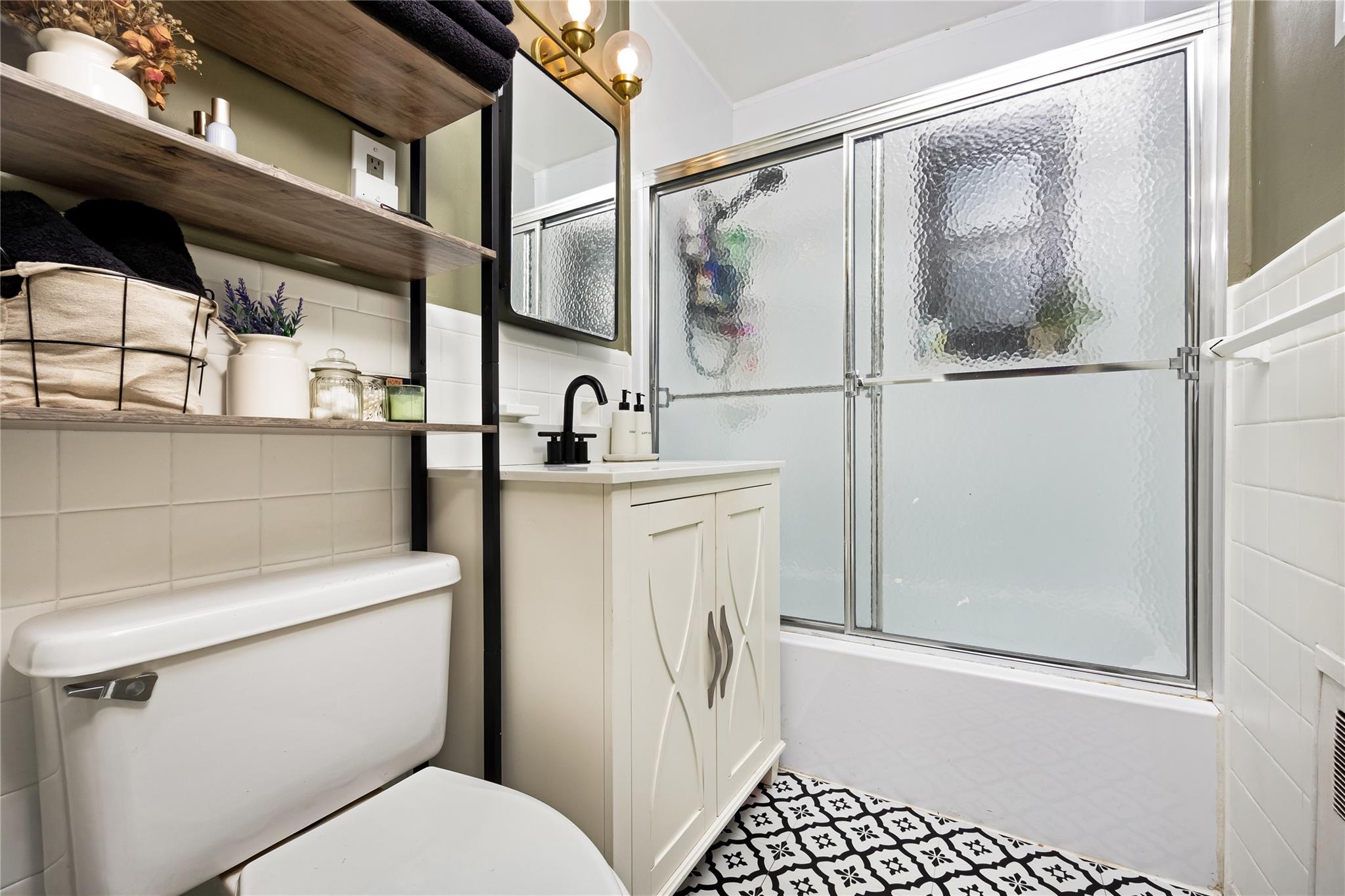 #16 photo, 8136 156th Avenue, クイーンズ区 Howard Beach , NY 11414