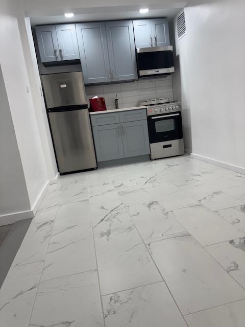 #2 photo, 44-05 Macnish Street, クイーンズ区 Elmhurst , NY 11373