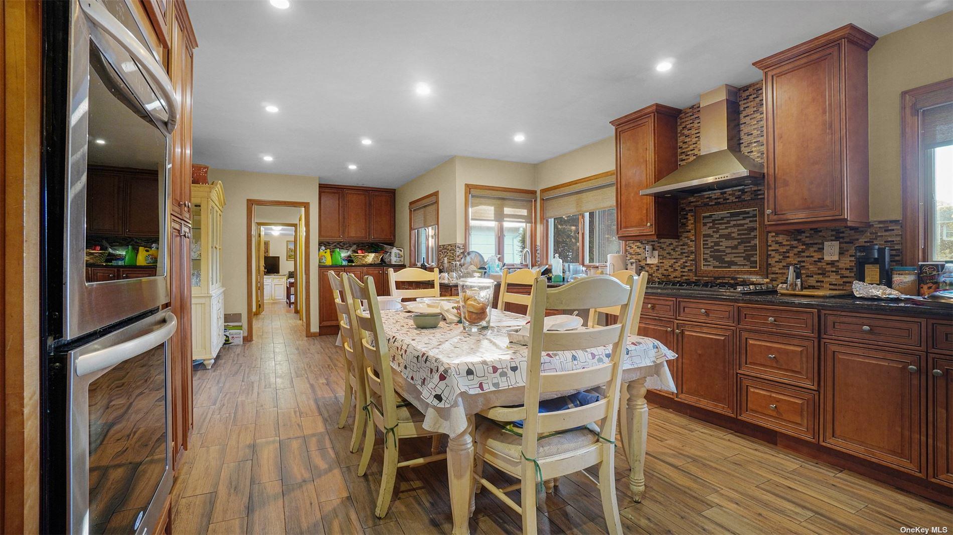 #10 photo, 140 Long Drive, ナッソー郡 Hempstead , NY 11550